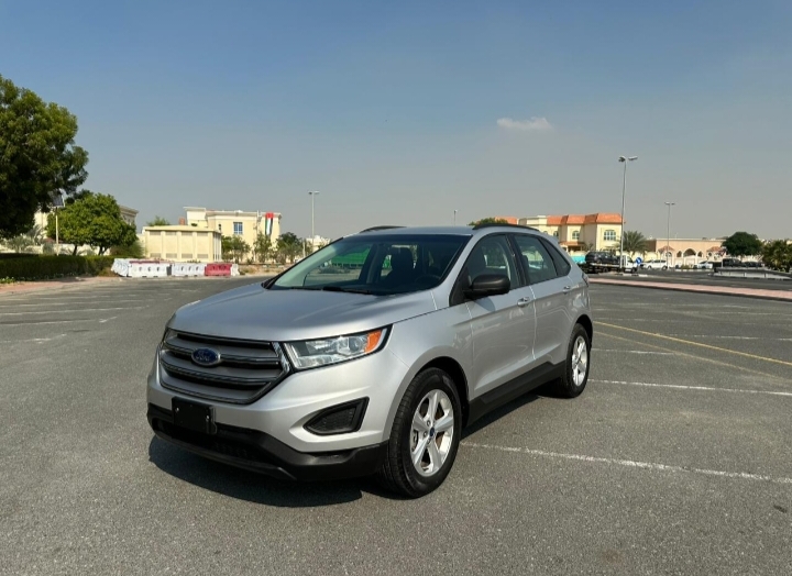 2017 GCC Ford Edge AwDrive Mid Option Zero Downpayment. 100% Bank Loan.