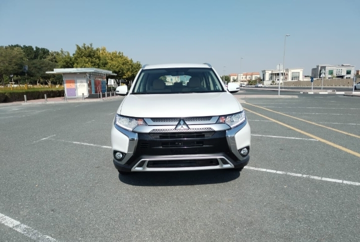 2020 GCC Mitsubishi Outlander – 2.4 4×4 Zero Downpayment. 100% Bank Loan.