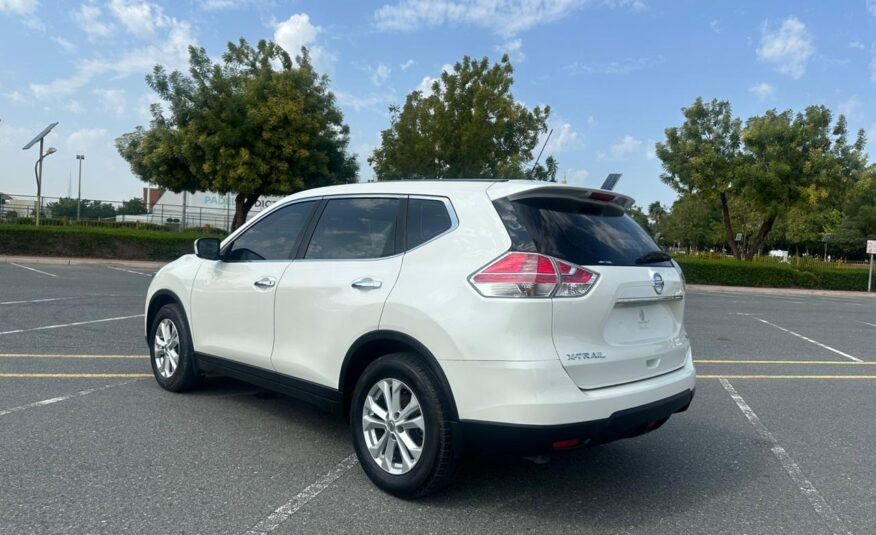 2021 GCC Nissan X-Trail MID OPTION Zero Downpayment. 100% Bank Loan.