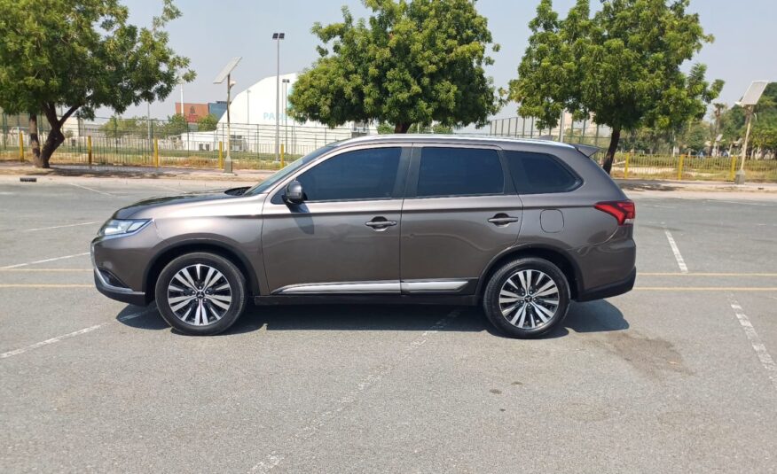 2020 GCC Mitsubishi Outlander – 2.4 4×4 Zero Downpayment. 100% Bank Loan.