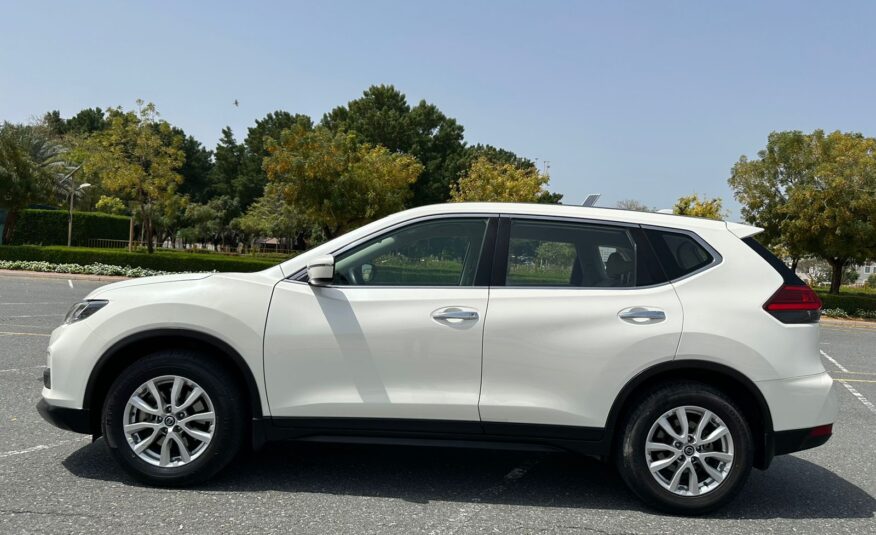 2021 GCC Nissan X-Trail White Mid Option Zero Downpayment. 100% Bank Loan.