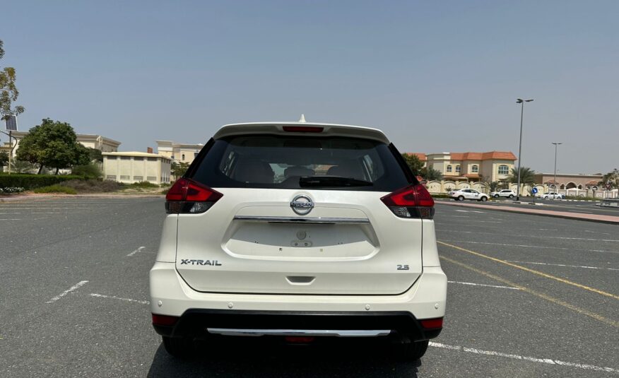 2021 GCC Nissan X-Trail White Mid Option Zero Downpayment. 100% Bank Loan.