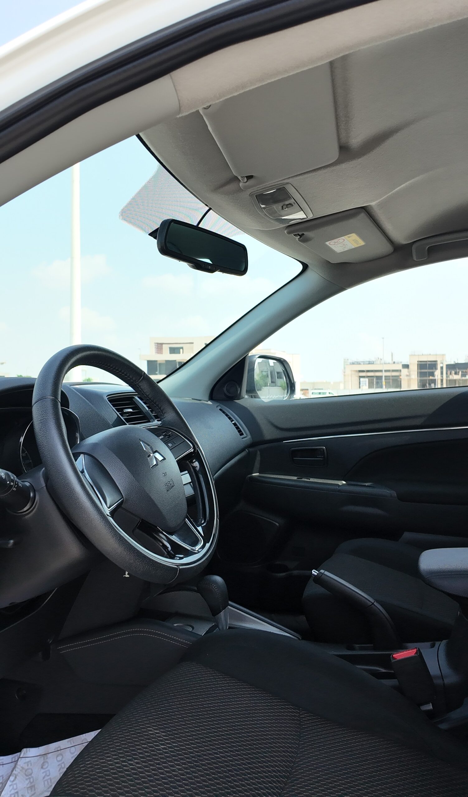 
								Mitsubishi ASX 2.0 L full									