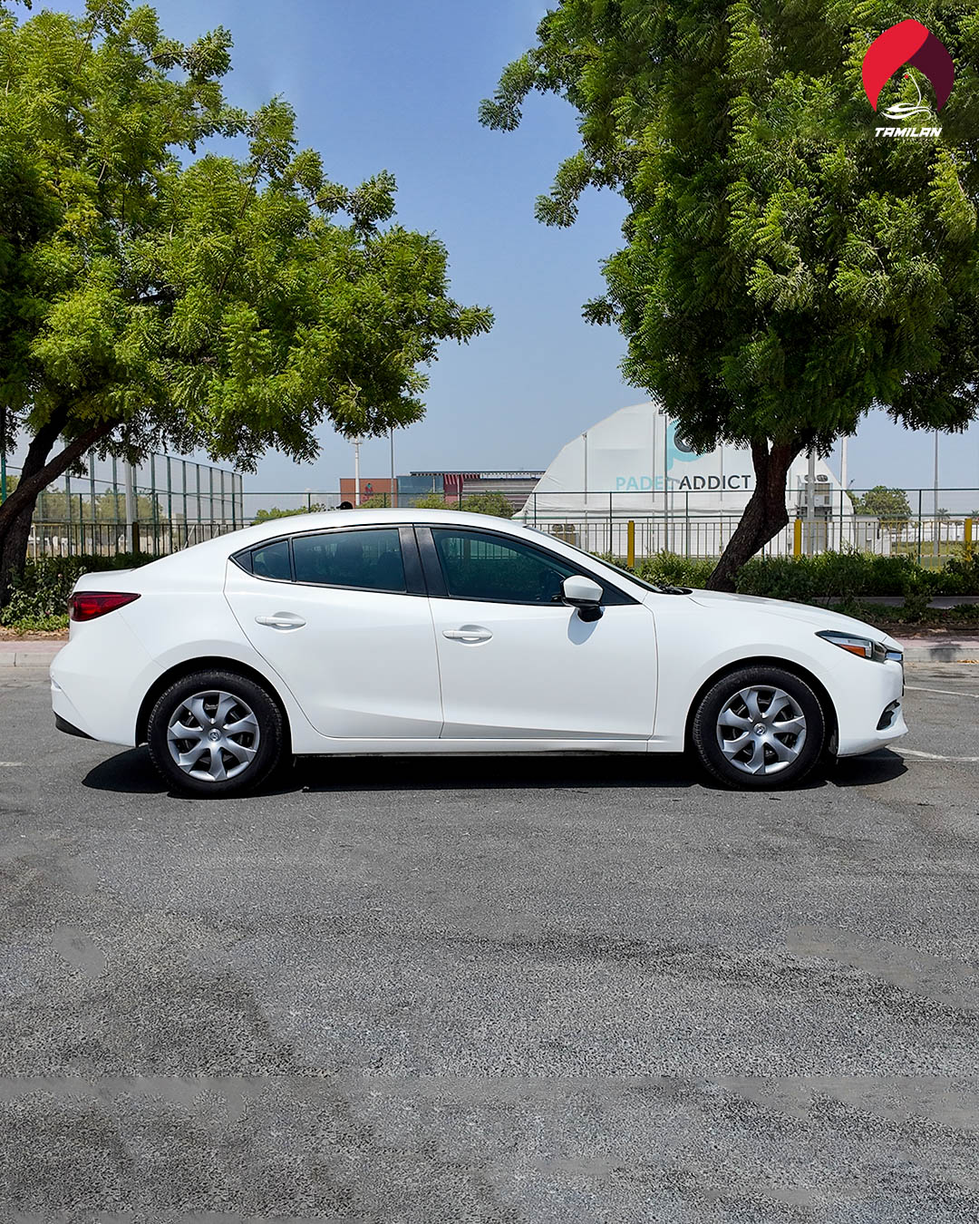 
								2019 | Mazda 3 | White full									