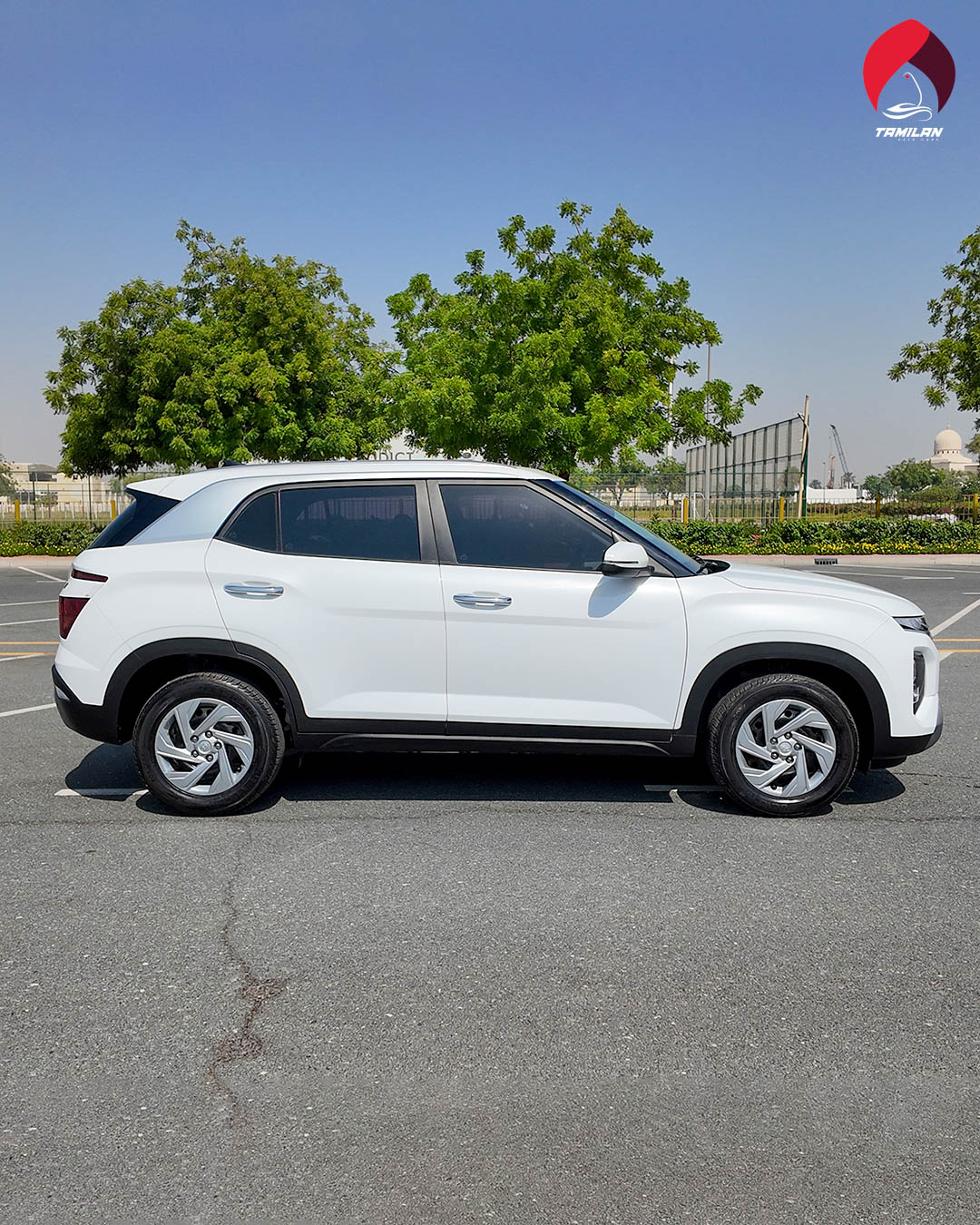
								2023 | Hyundai Creta | 1.5 L | White full									
