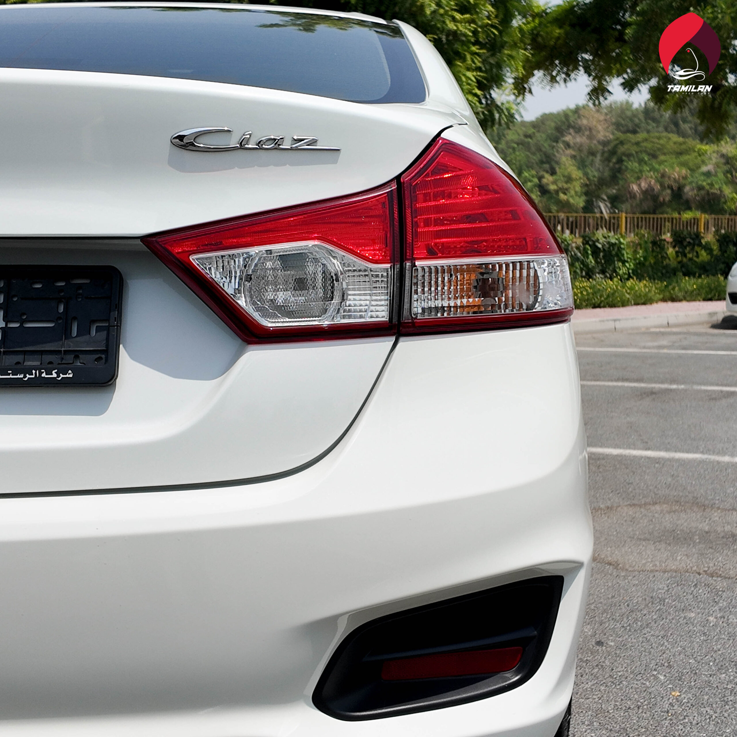 
								2023 | Suzuki Ciaz | White full									