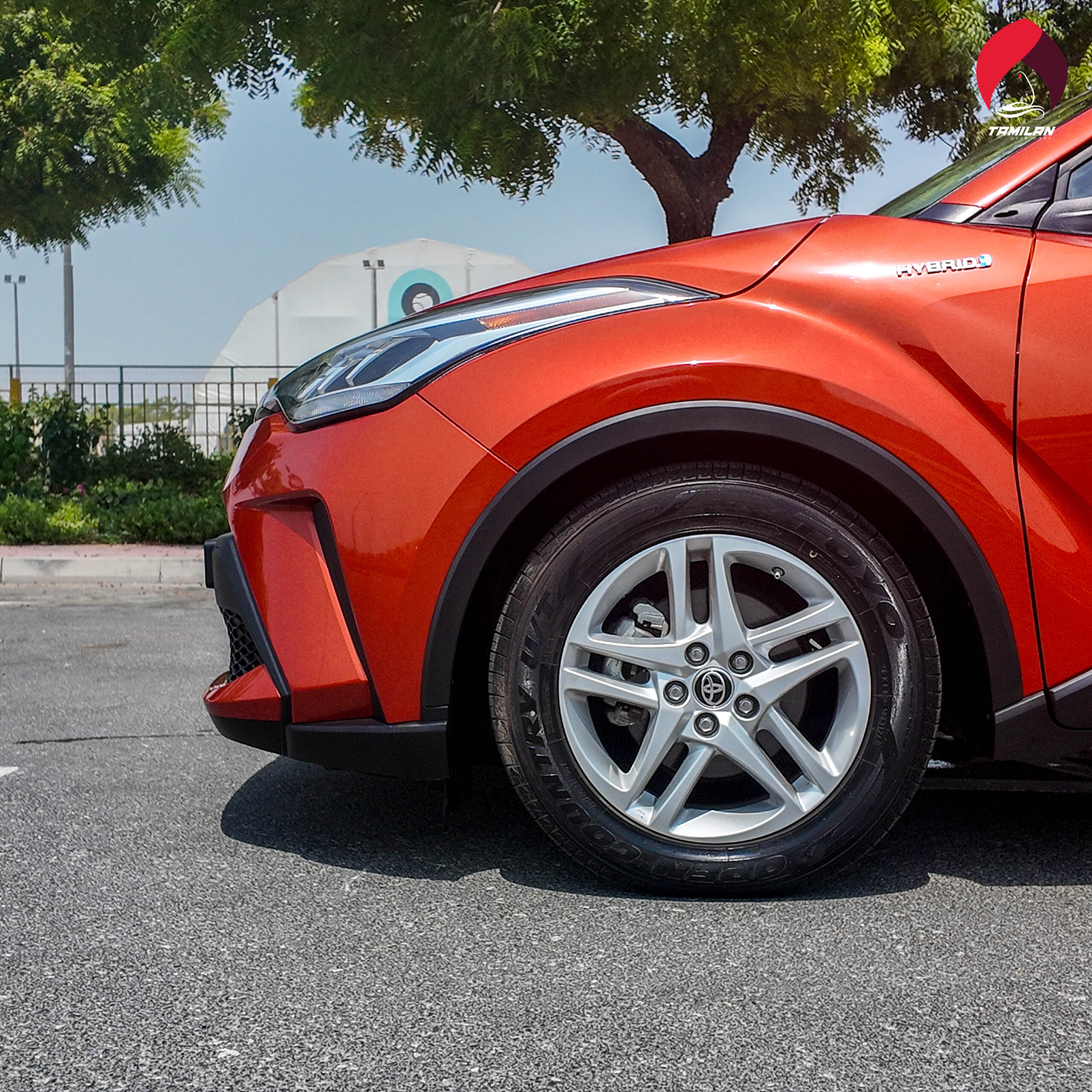 
								2020 | Toyota CH-R HYBRID | Orange full									