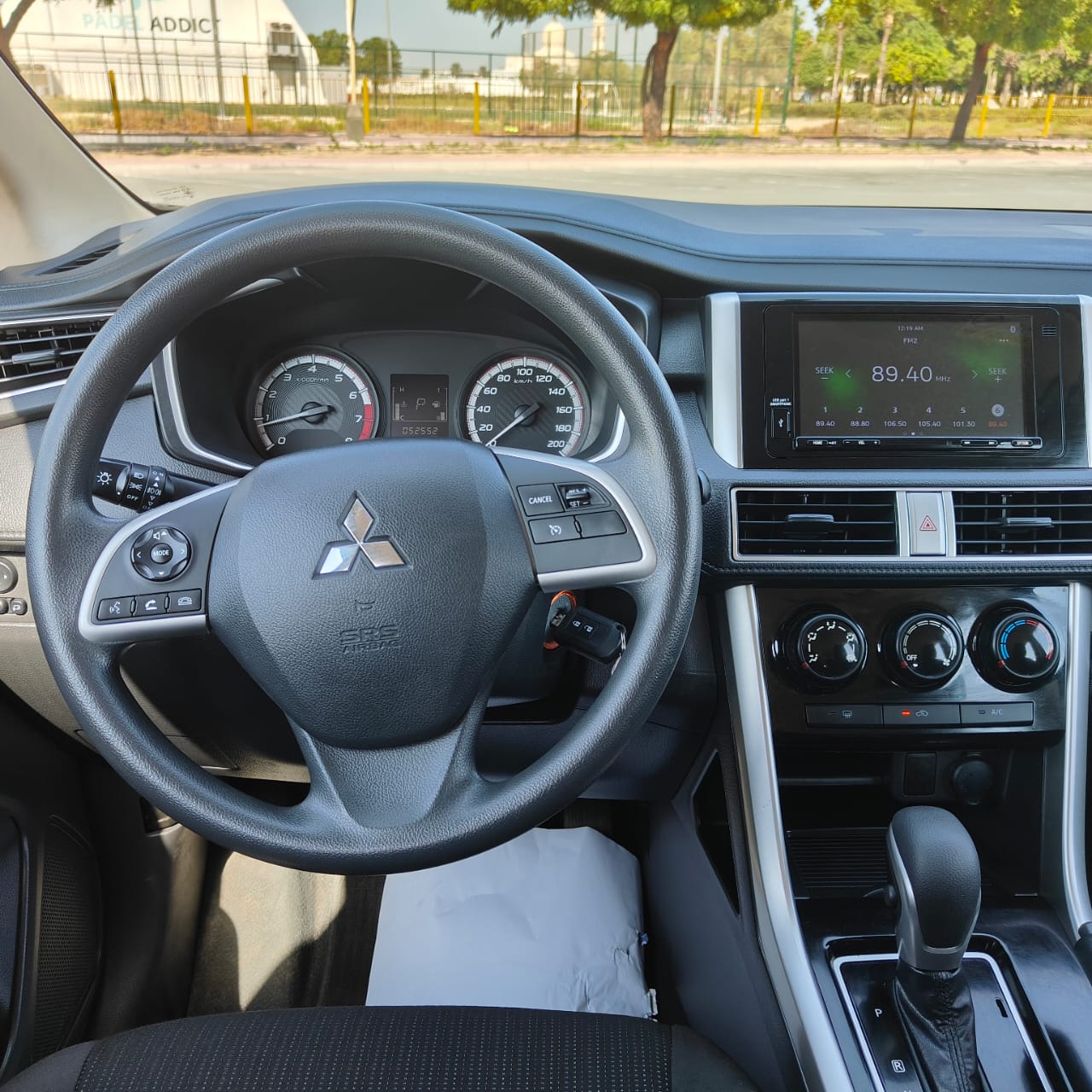 
								2022 | Mitsubishi Xpander 1.5 L (High Line) | Gray Color full									
