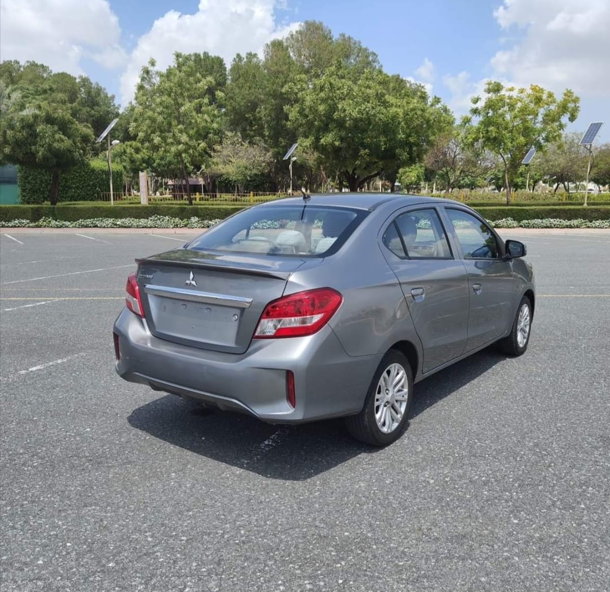
								2022 | Mitsubishi Attrage | Grey full									