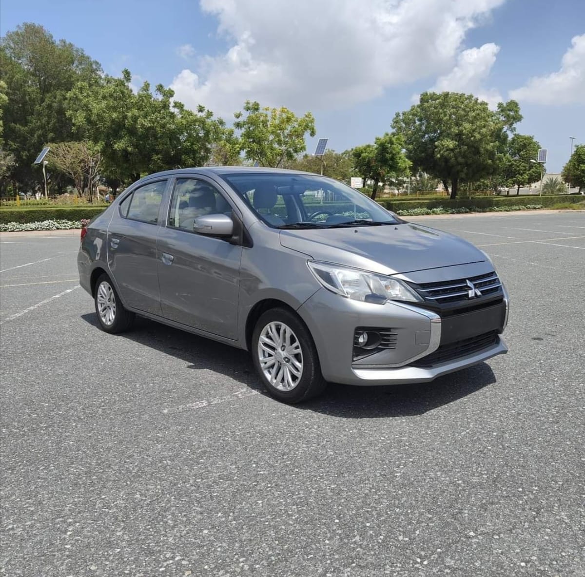 
								2022 | Mitsubishi Attrage | Grey full									