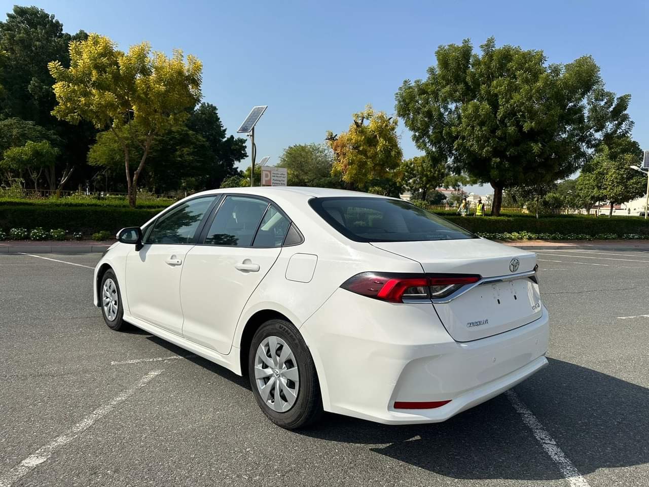 
								2023 | Toyota Corolla – 1.6 L xli | White full									