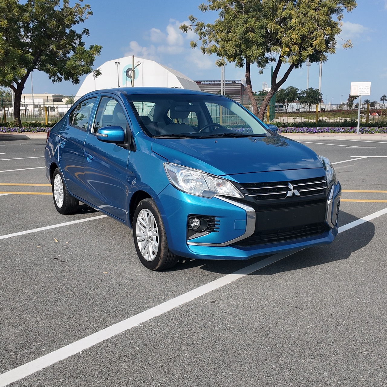 
								2022 | Mitsubishi Attrage 1.2 L | Blue full									