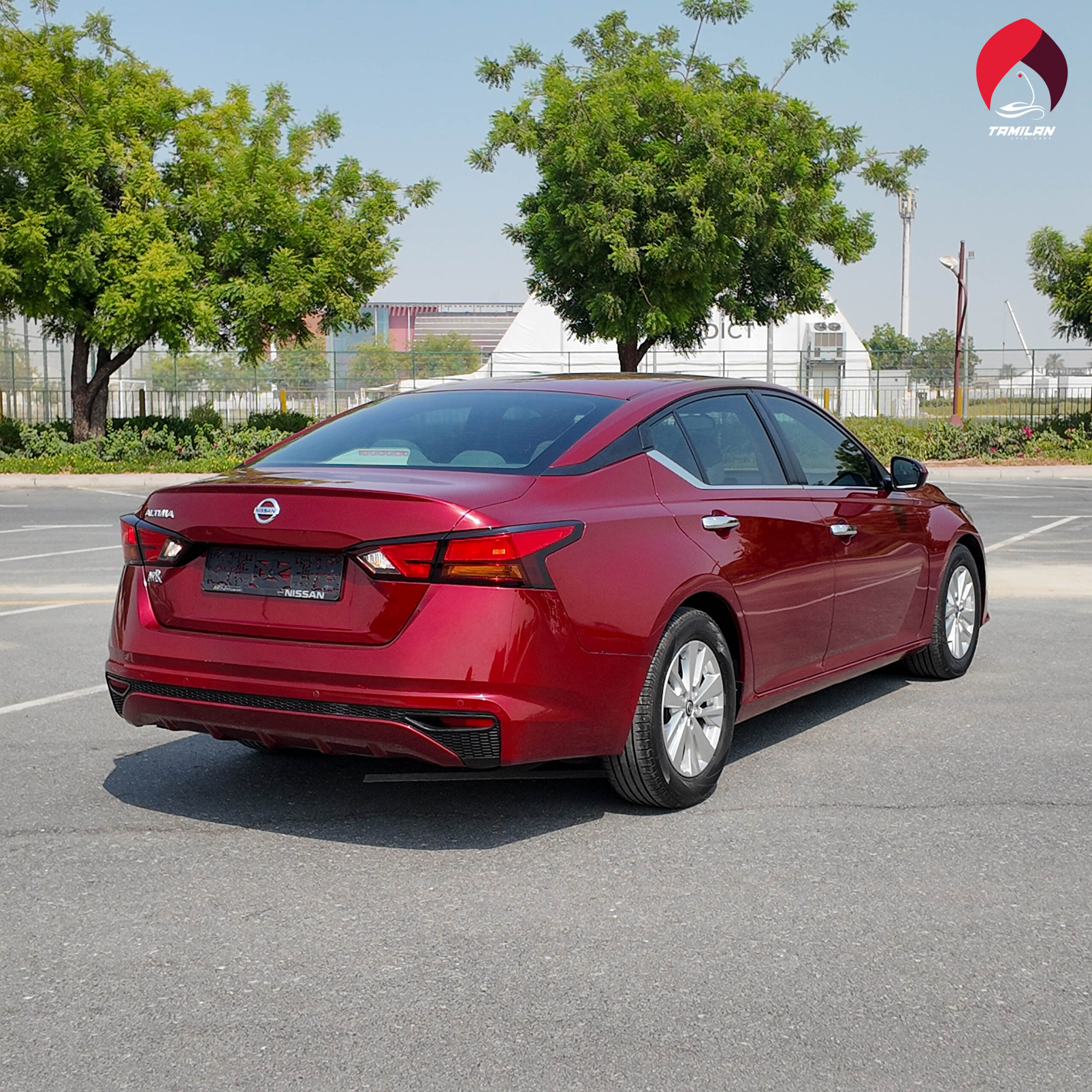 
								2021 | Nissan Altima | Red full									