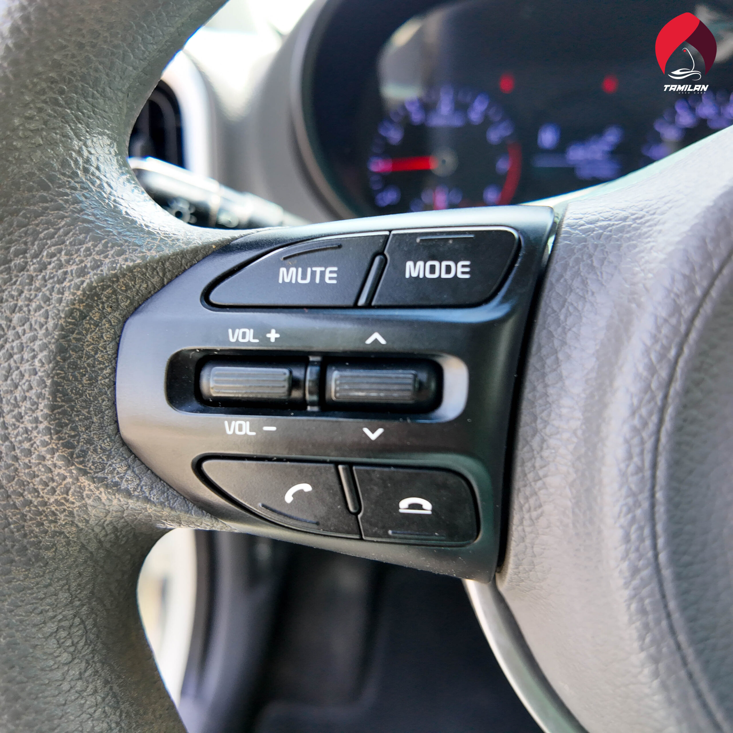 
								2020 Kia Picanto | 111k kms | White full									