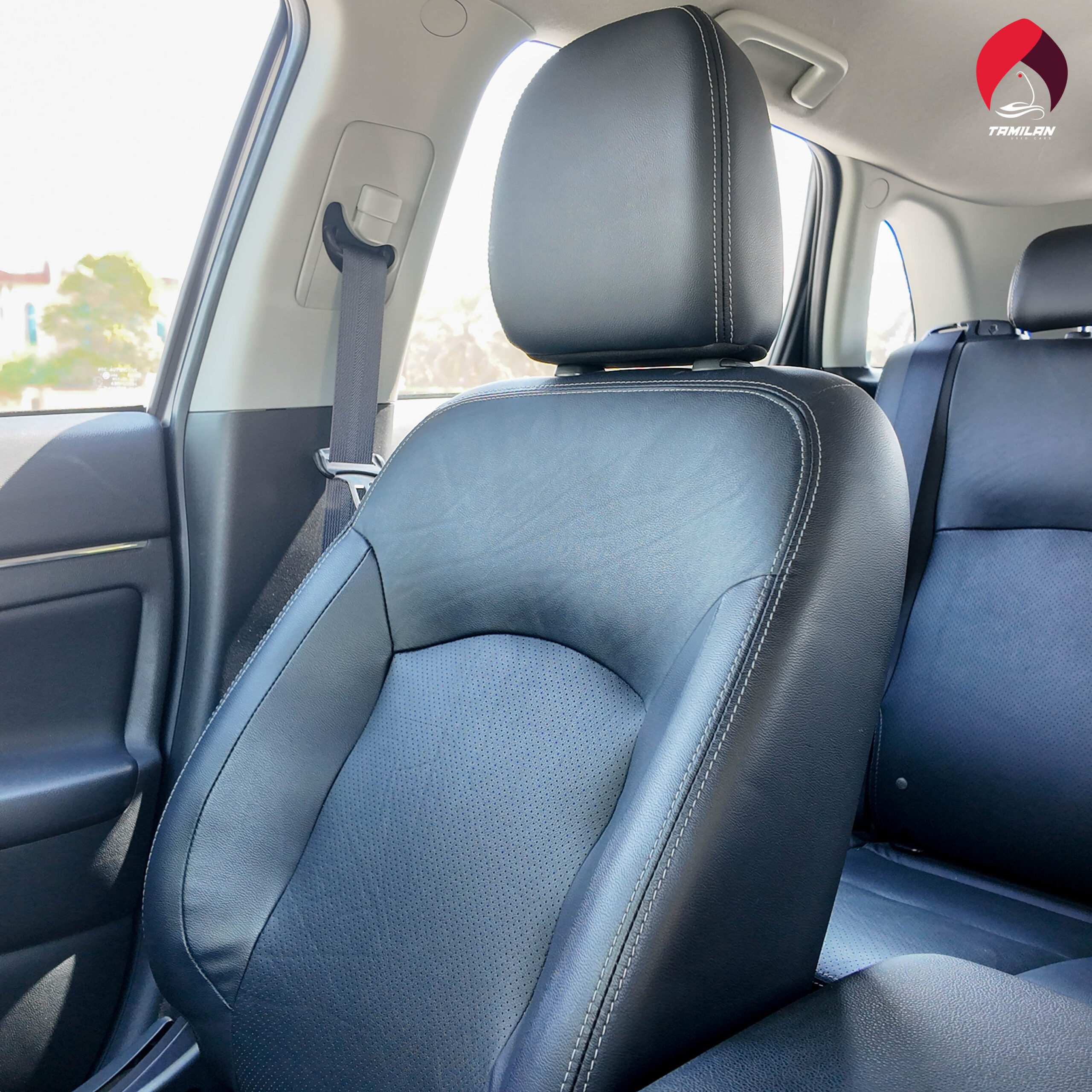 
								2022 | Mitsubishi ASX 2.0 L | Grey full									