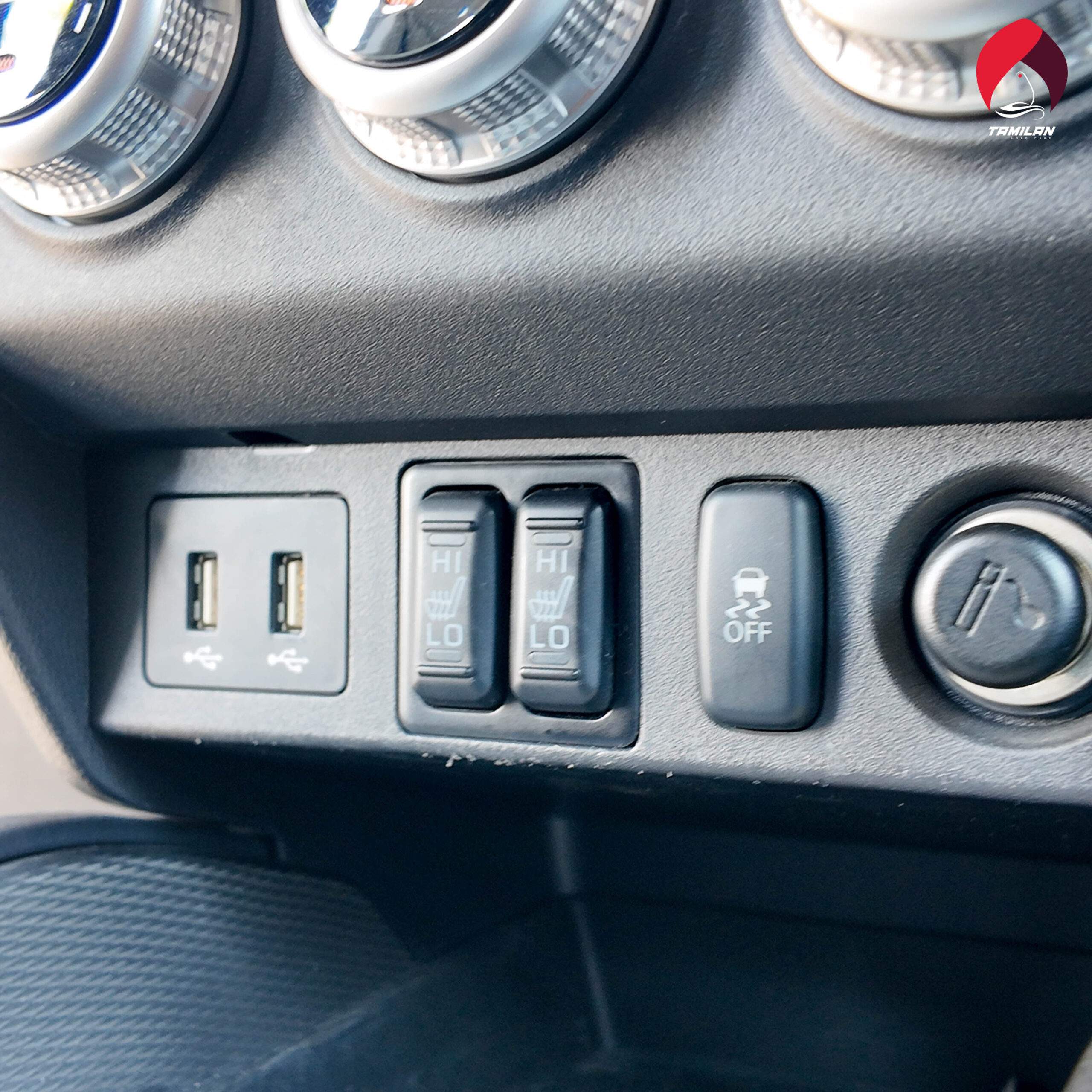 
								2022 | Mitsubishi ASX 2.0 L | Grey full									