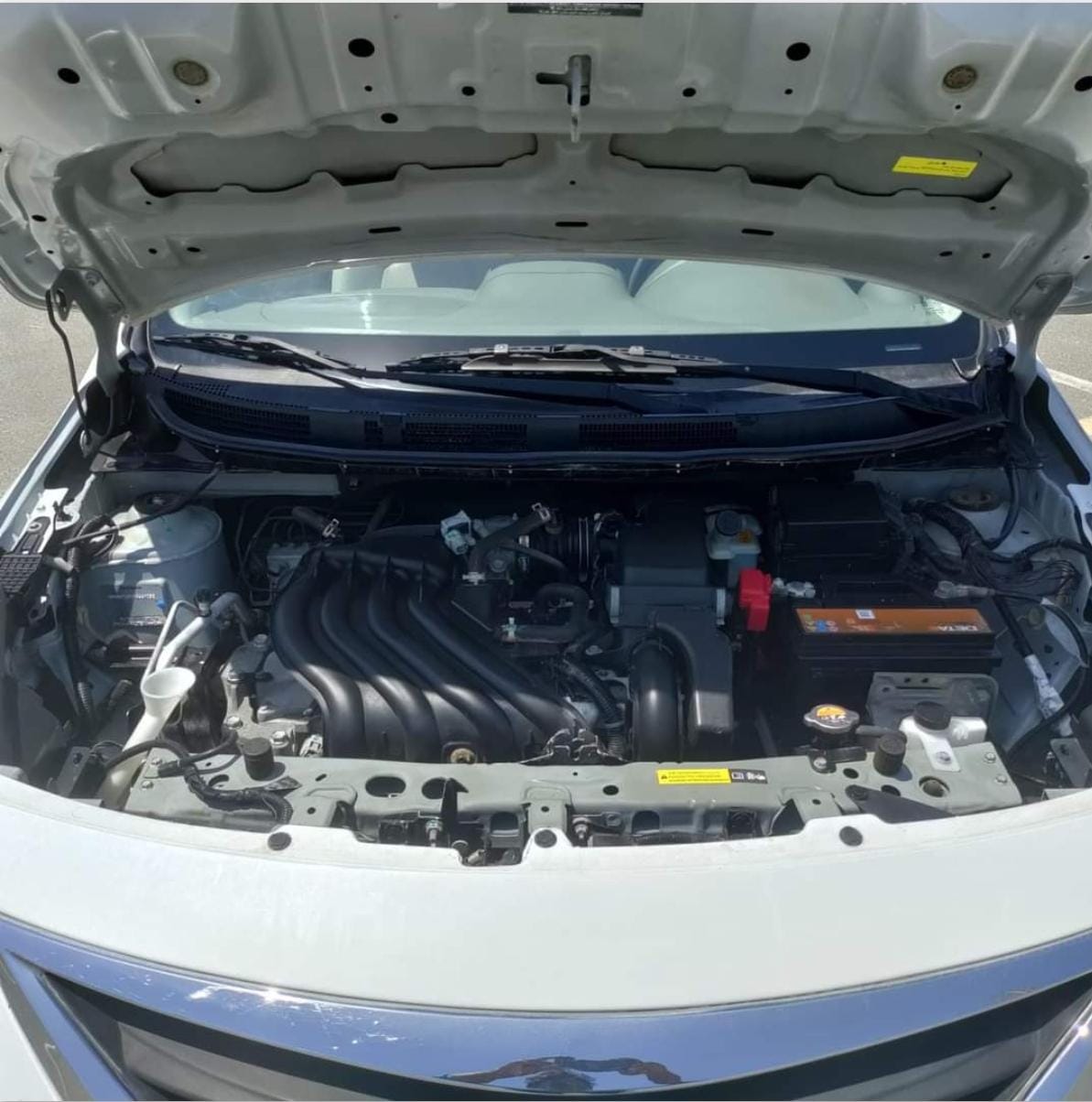 
								2022 | Nissan Sunny 1.5L | White full									