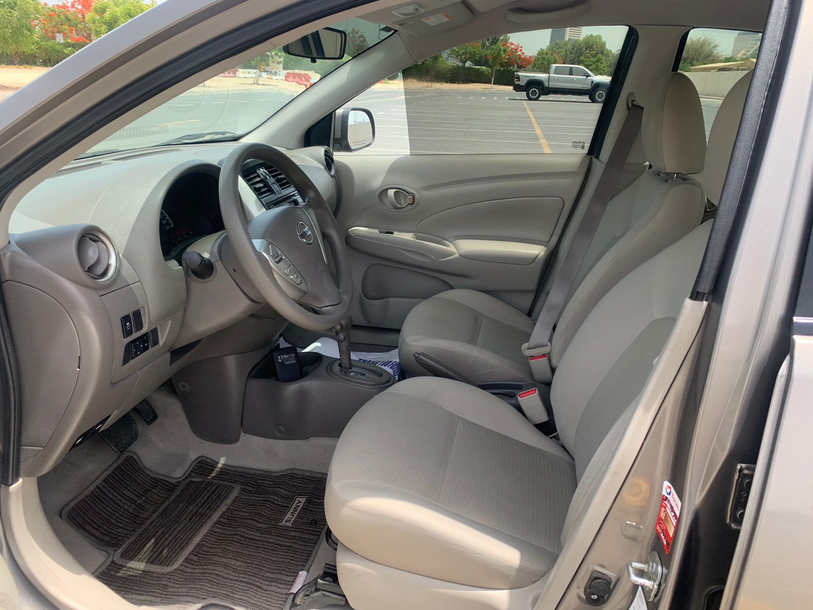 
								2022 | Nissan Sunny | Dark brown full									