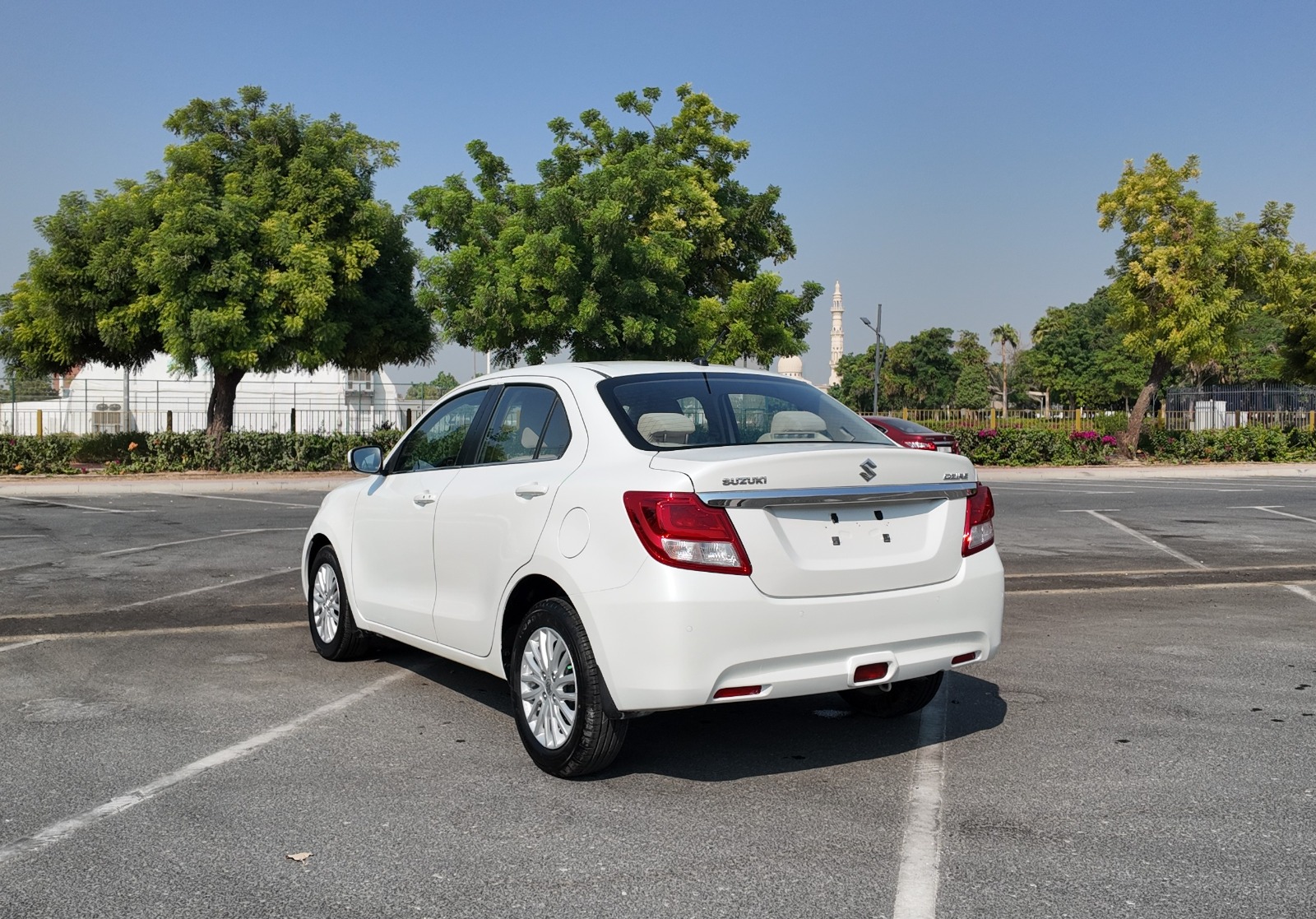 
								2022 Suzuki Dzire GLX | Full Option | 68,000 km | 0 Down Payment | Bank Finance Available full									