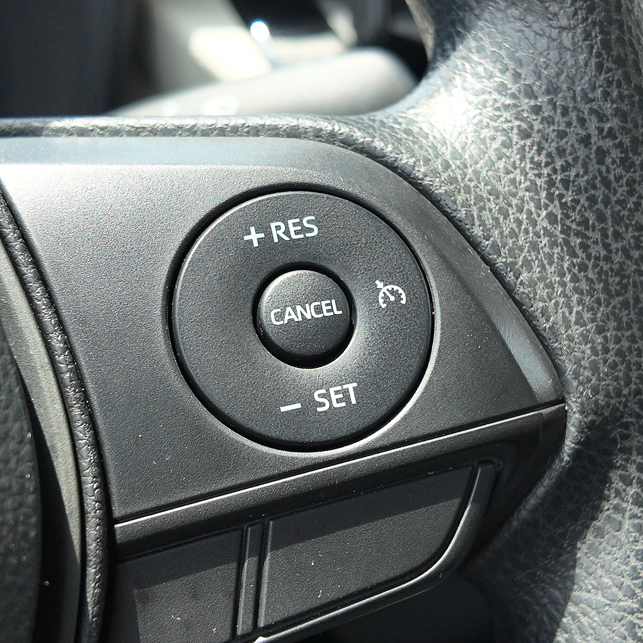 
								2023 TOYOTA COROLLA full									