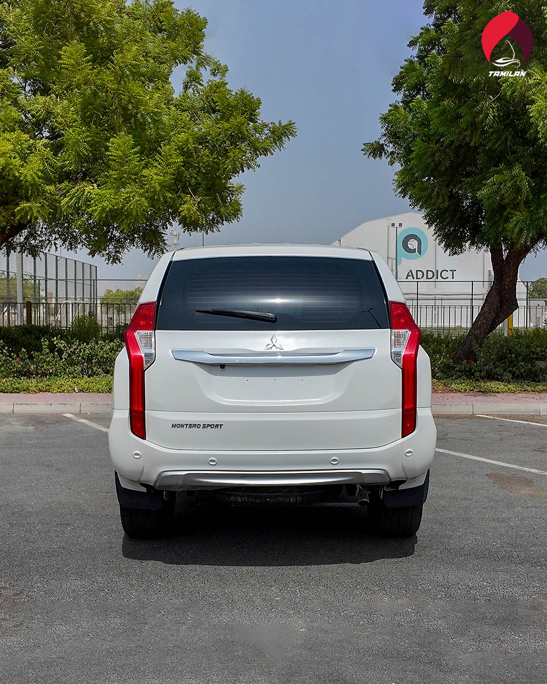 
								2019 | Mitsubishi Montero Sports | 3.0 L | White Color full									