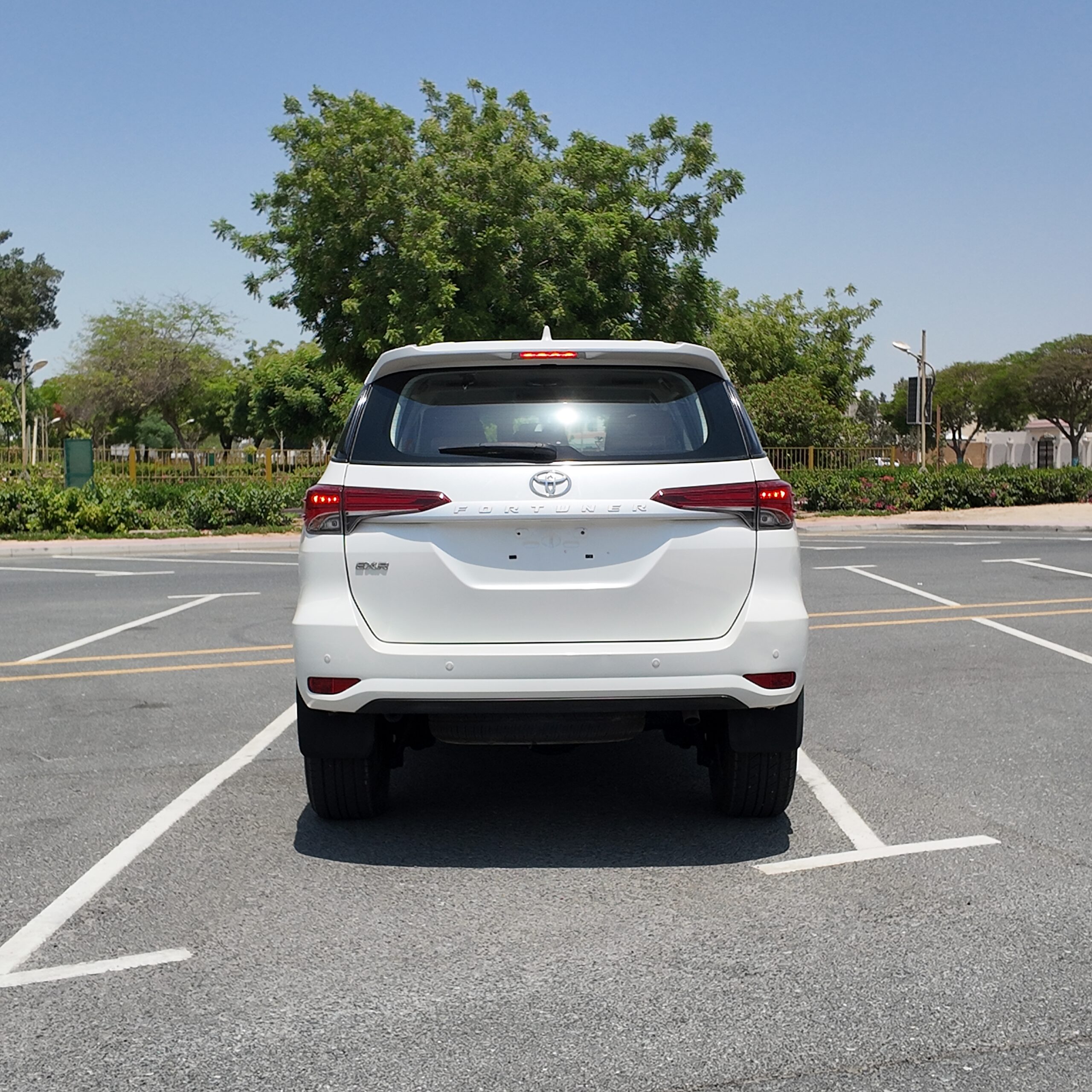 
								2021 Toyota Fortuner GXR full									