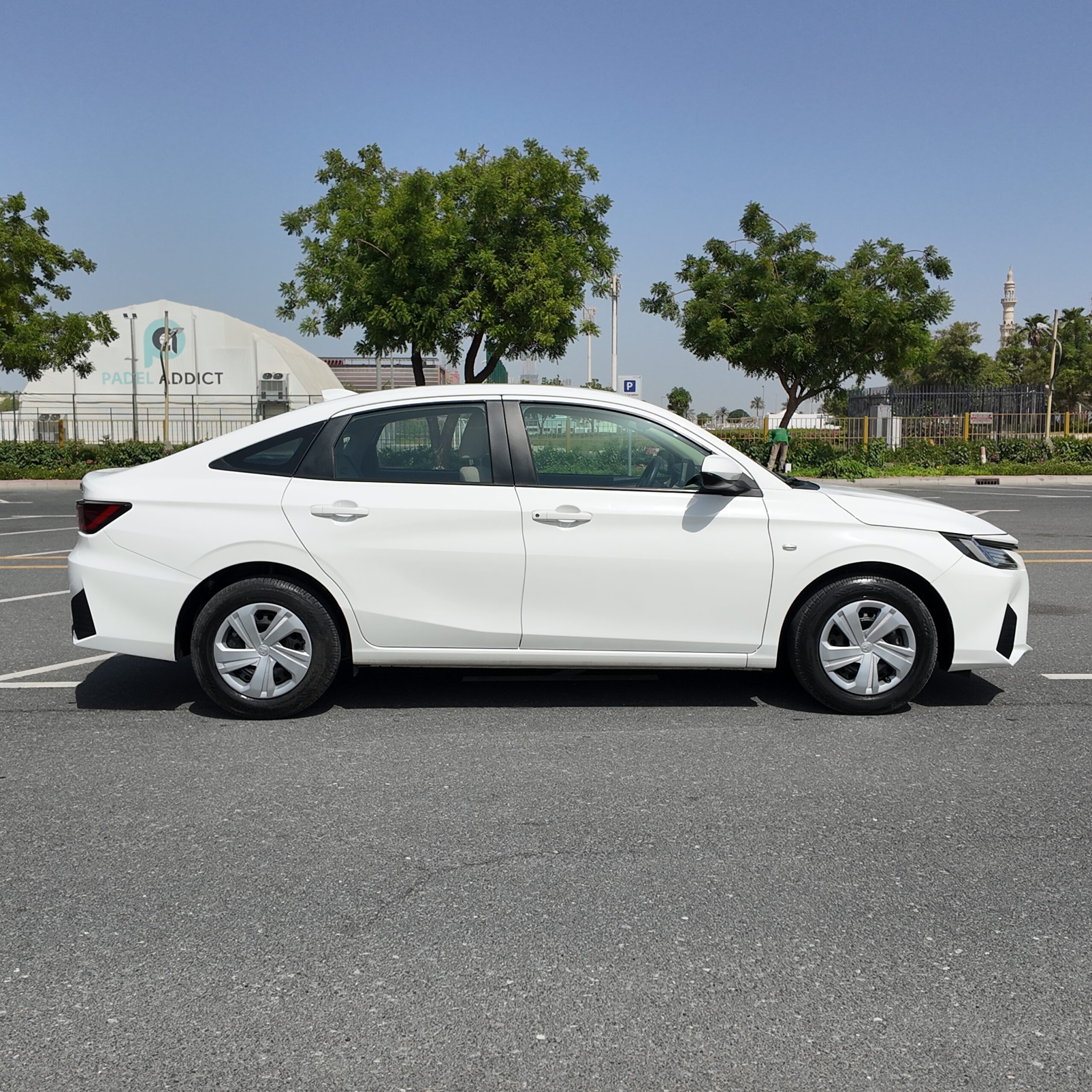 
								2023 Toyota Yaris – White full									