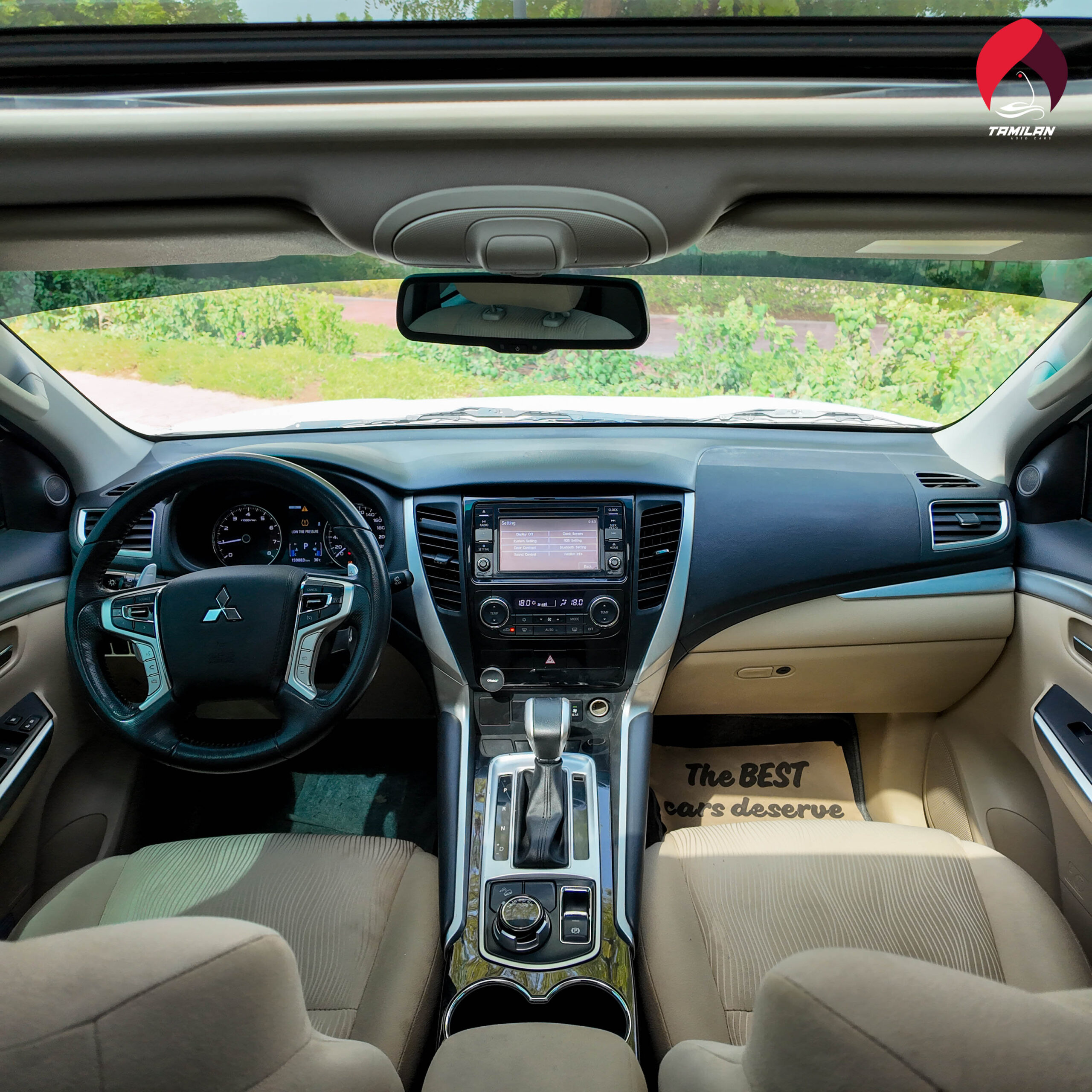 
								2019 | Mitsubishi Montero Sports | 3.0 L | White Color full									