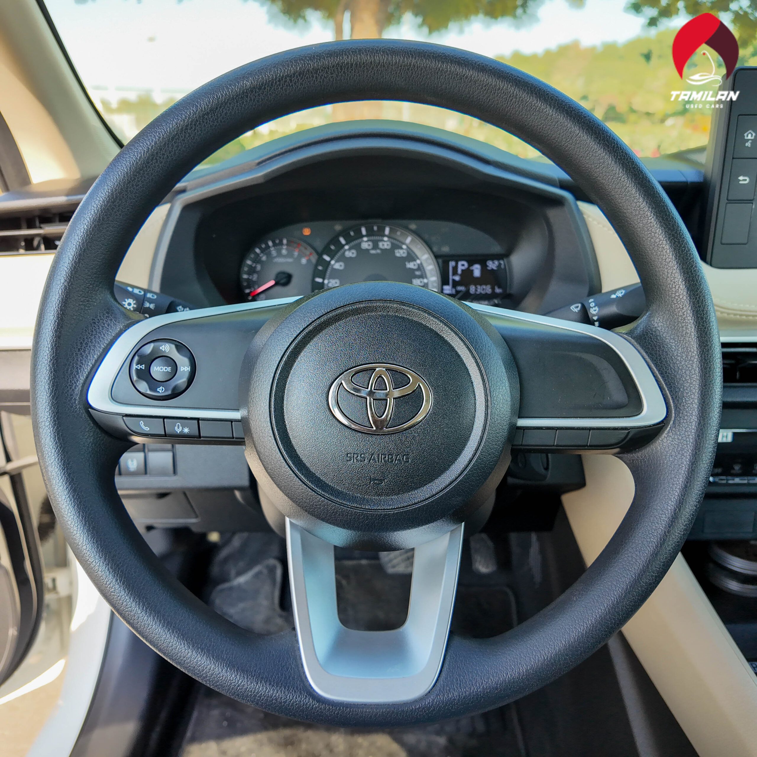 
								2023 Toyota Yaris – White full									