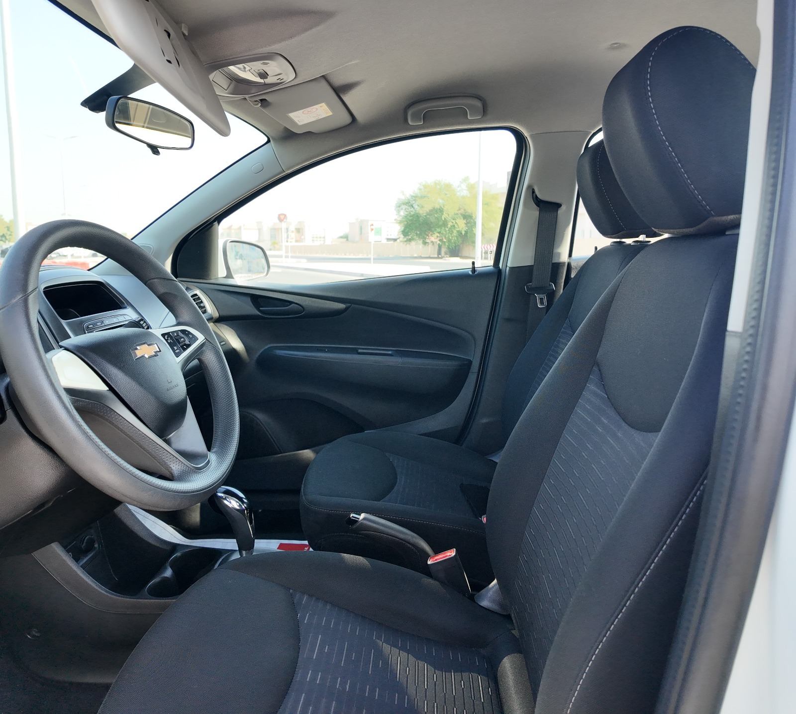 
								2020 CHEVROLET SPARK WHITE full									