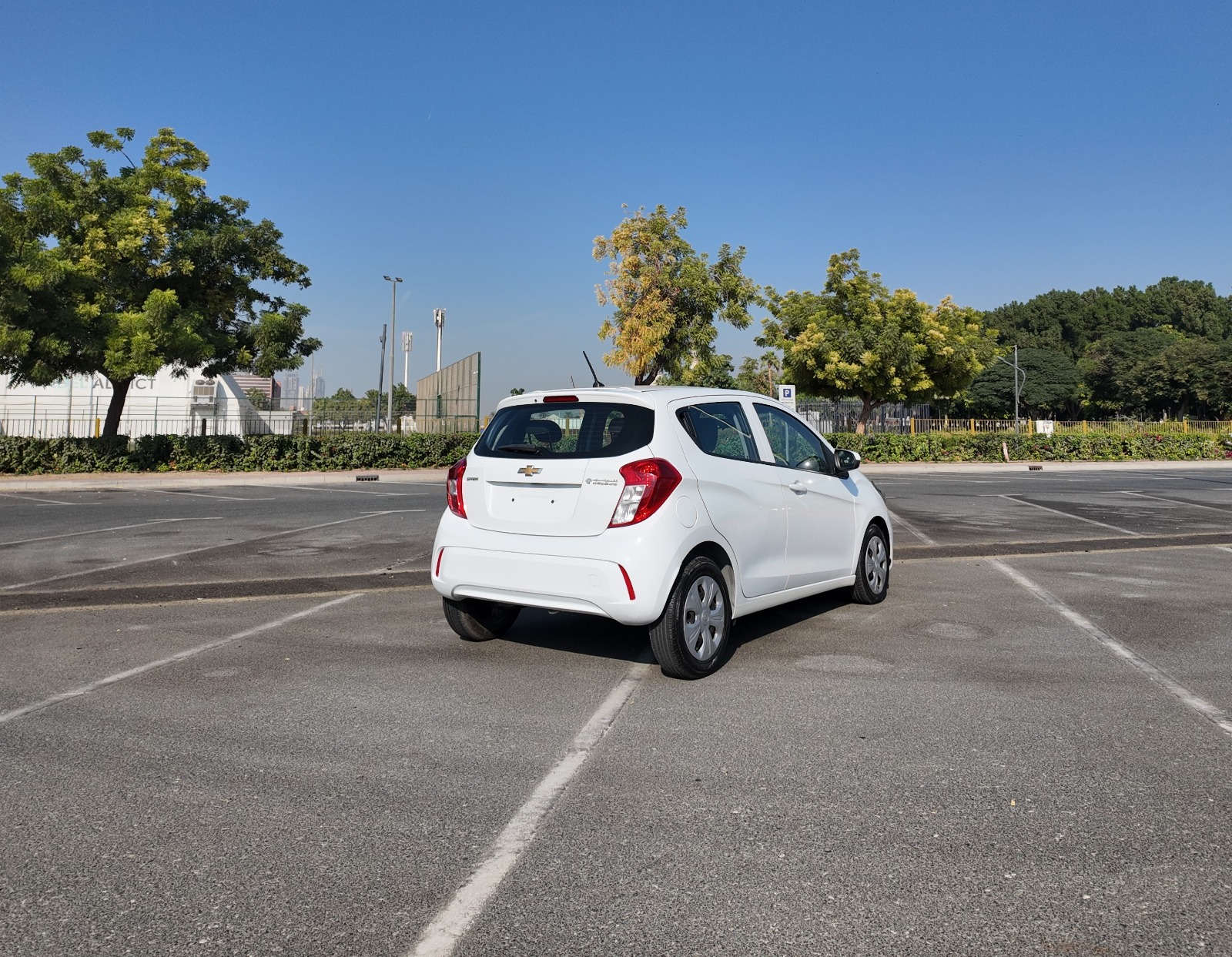 
								2020 CHEVROLET SPARK WHITE full									