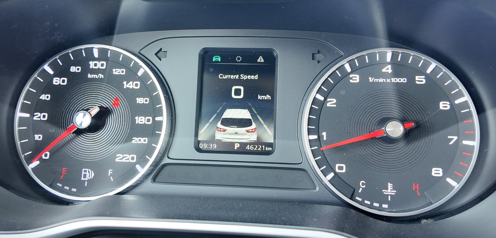 
								2023 MG ZS WHITE – RESERVED full									