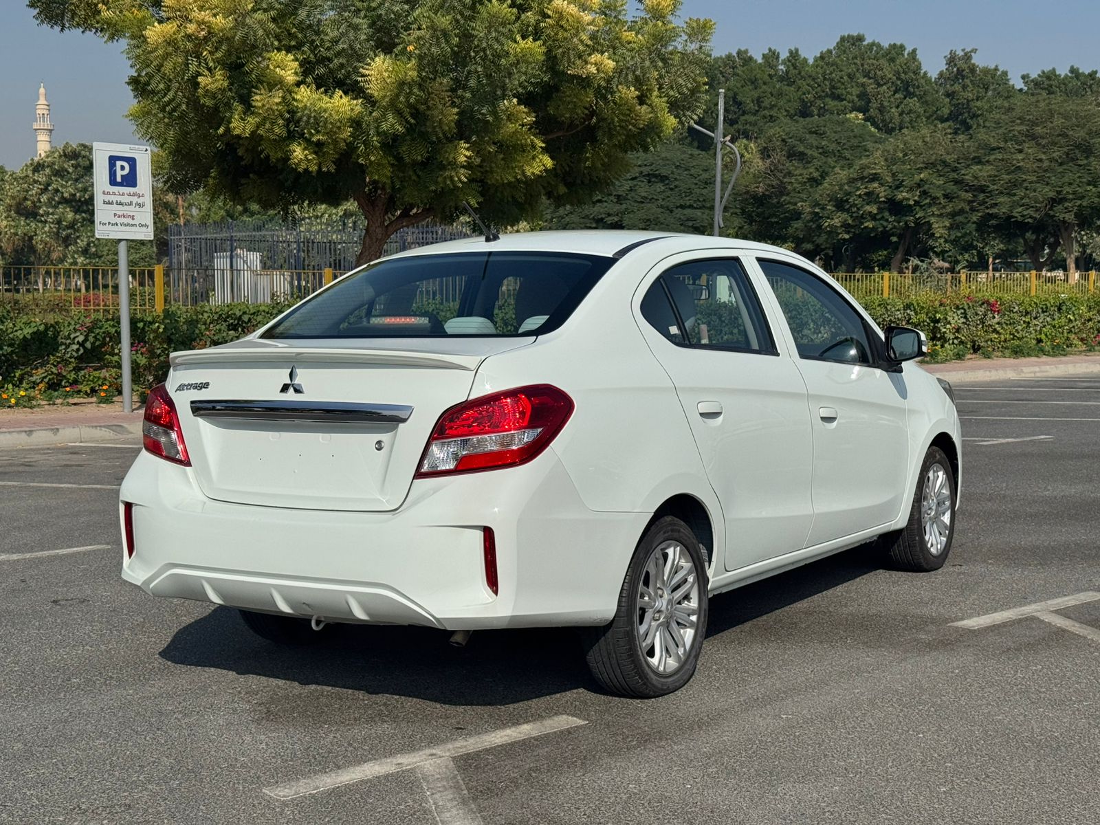 
								Mitsubishi Attrage 2022 GCC SPEC full									