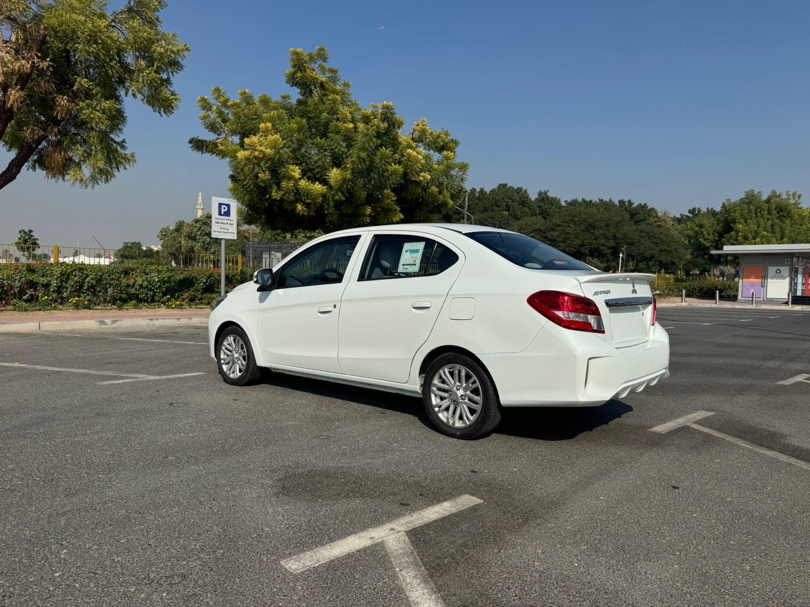 
								Mitsubishi Attrage 2022 GCC SPEC full									