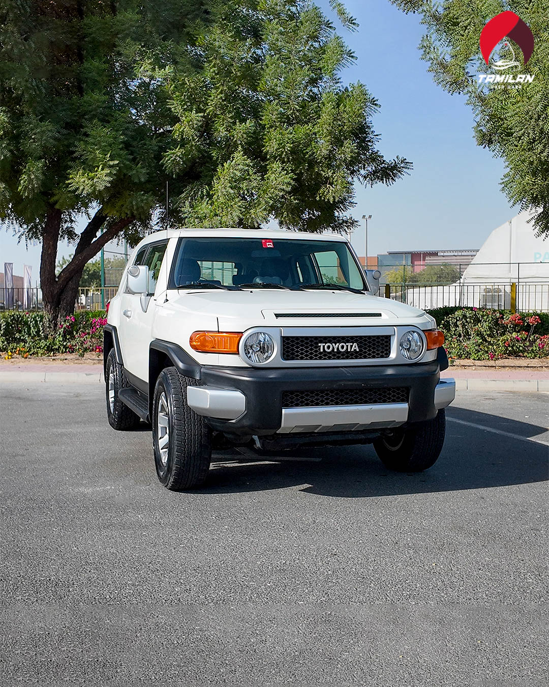 
								2022 Toyota FJ Crusier (White) full									