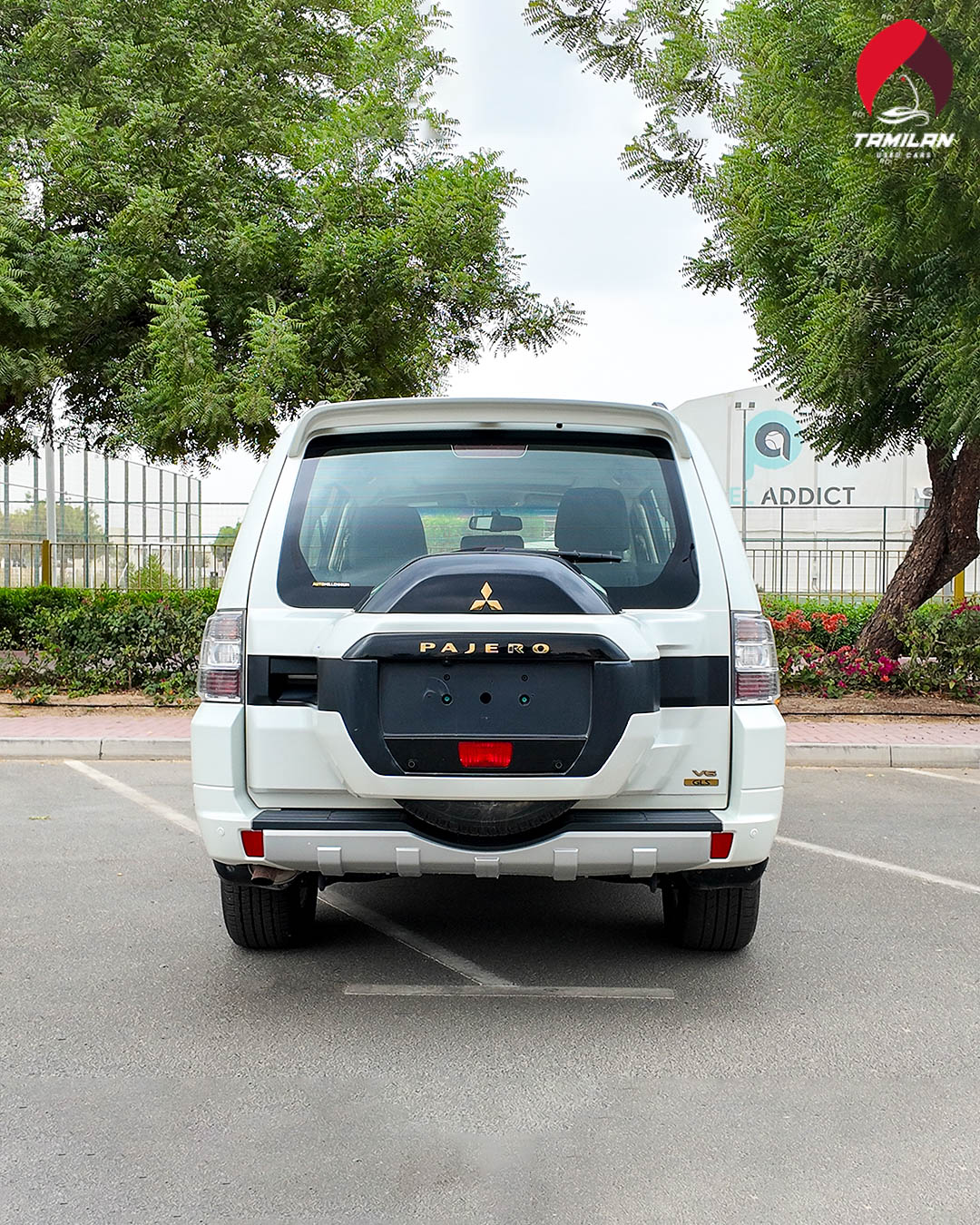 
								2022 | Mitsubishi Pajero 3.5 L | White Pearl Color full									