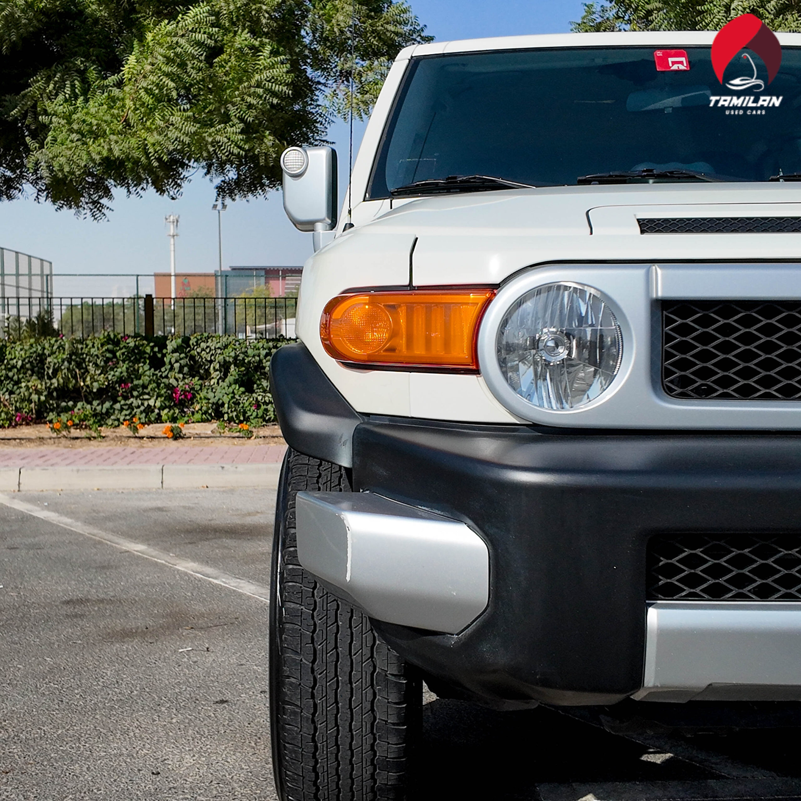 
								2022 Toyota FJ Crusier (White) full									