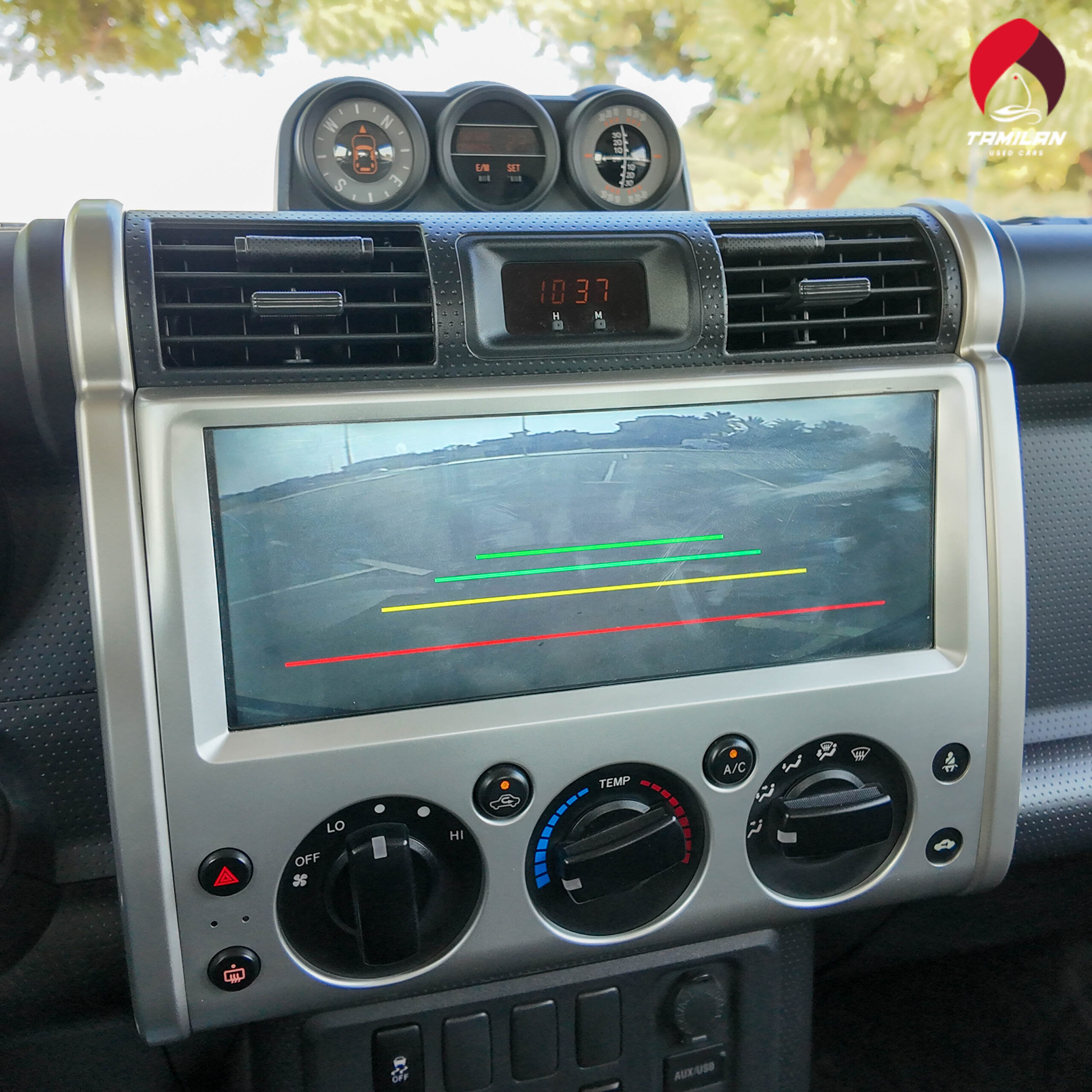 
								2022 Toyota FJ Crusier (White) full									