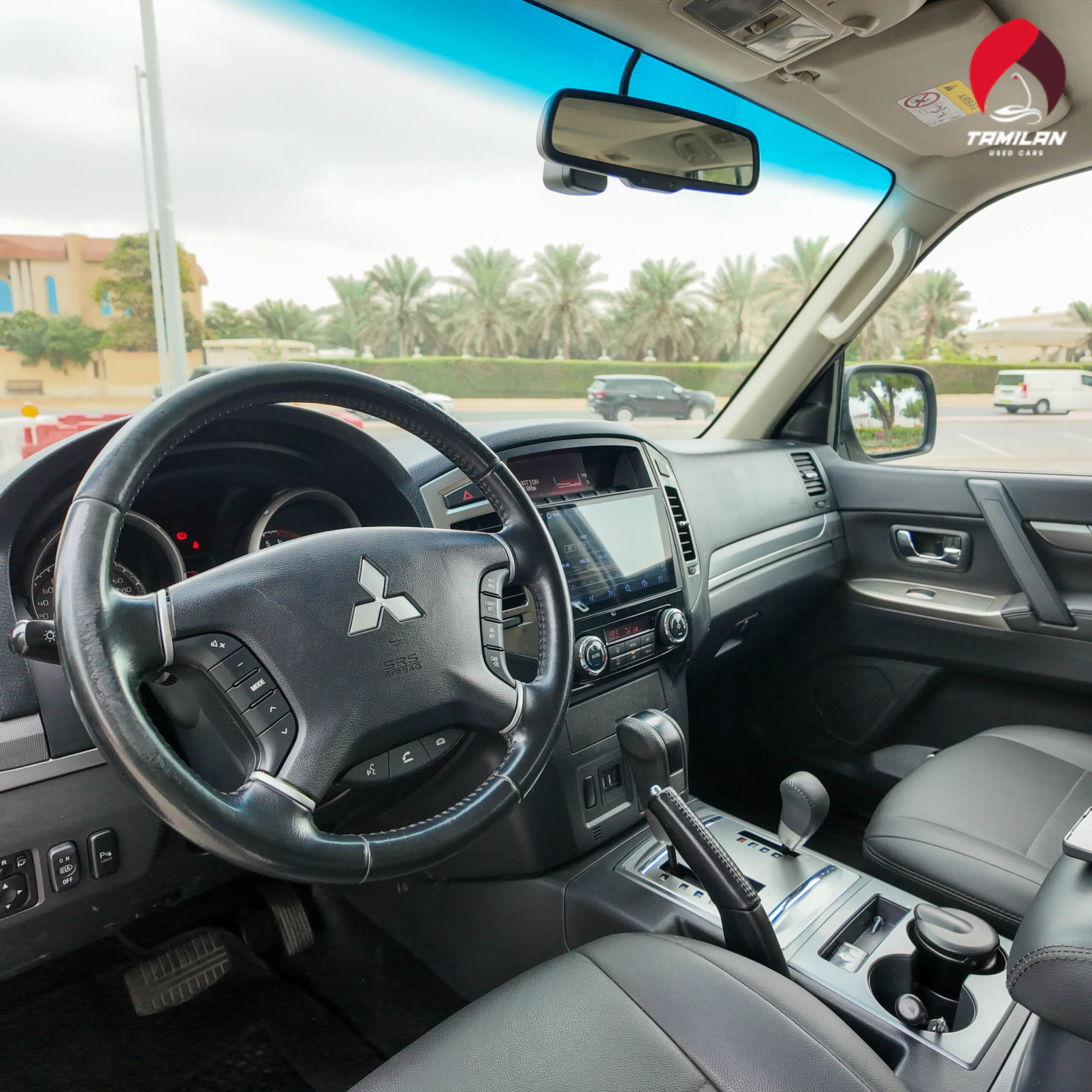 
								2022 | Mitsubishi Pajero 3.5 L | White Pearl Color full									