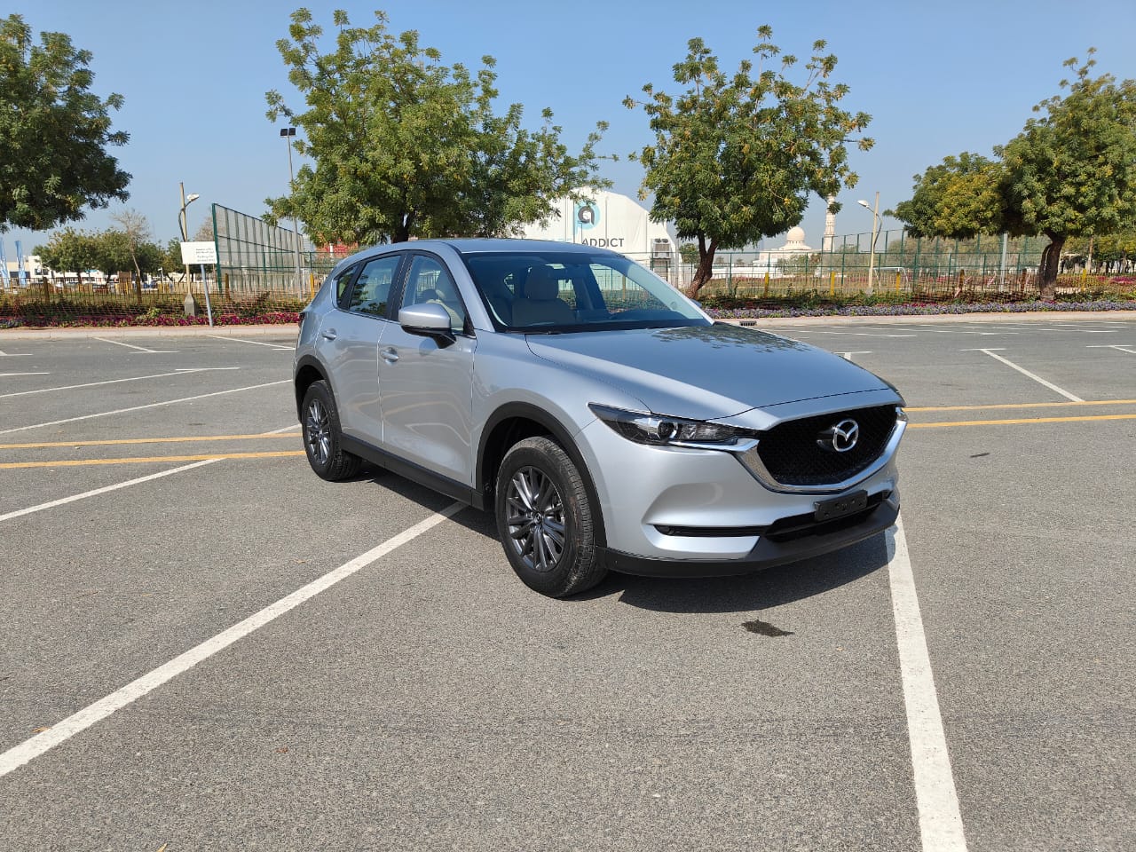 
								2022 Mazda CX-5 (Silver) full									