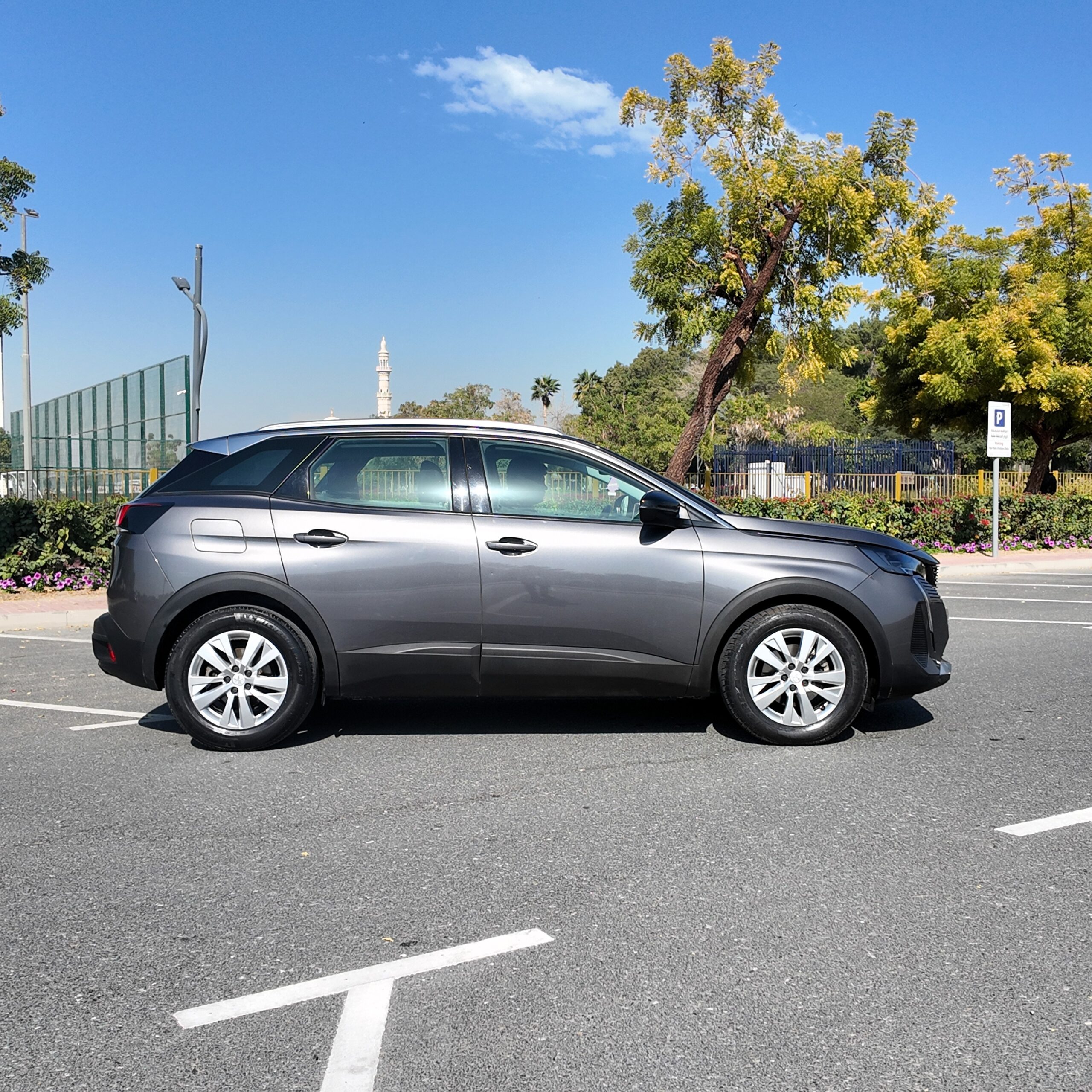 
								Peugeot 3008 1.5L 2023 full									