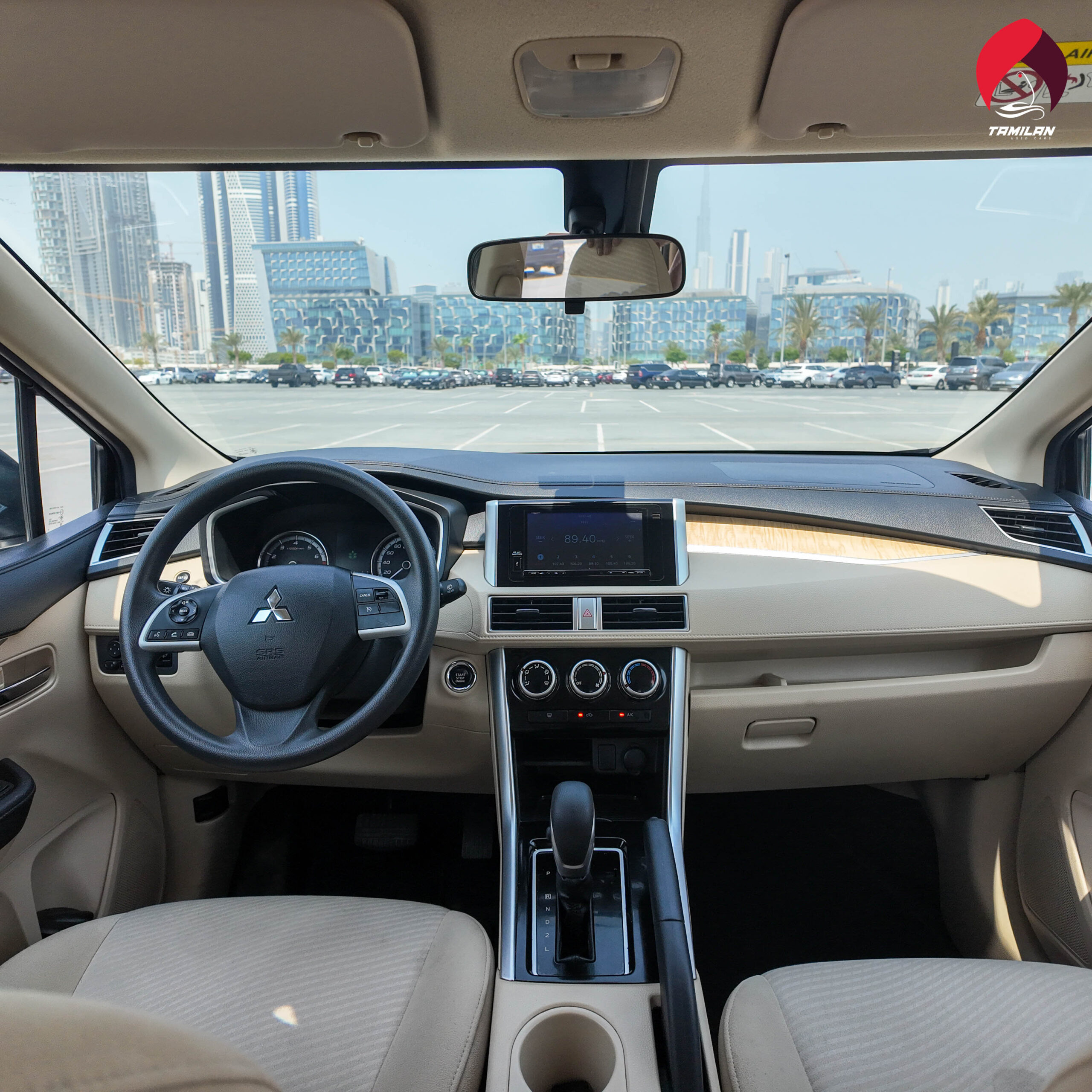 
								Mitsubishi Xpander 1.5 L (High Line) full									