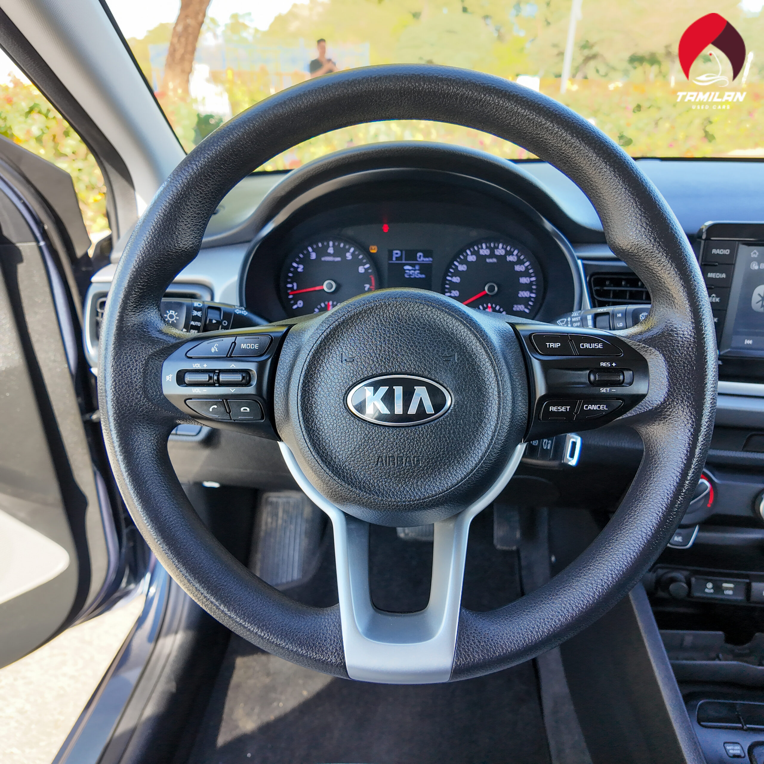 
								2020 Kia Rio – Blue full									