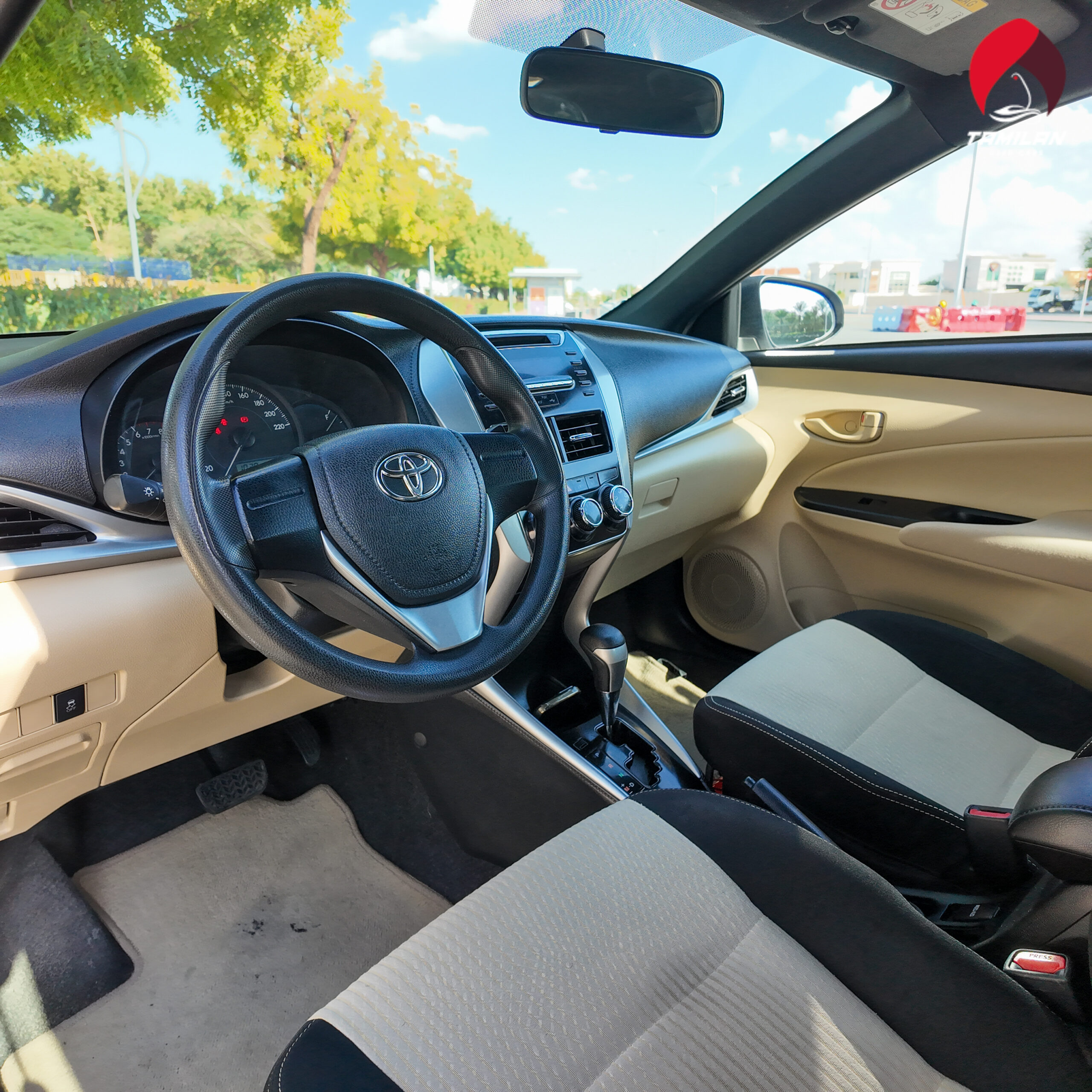 
								2020 Toyota Yaris Hatchback | White | Al-Futtaim Service History full									