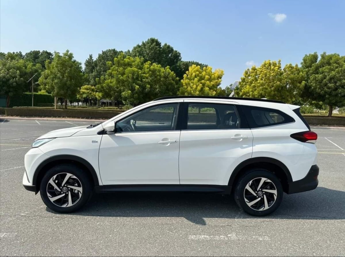 
								Toyota Rush 2021 1.5L EX full									