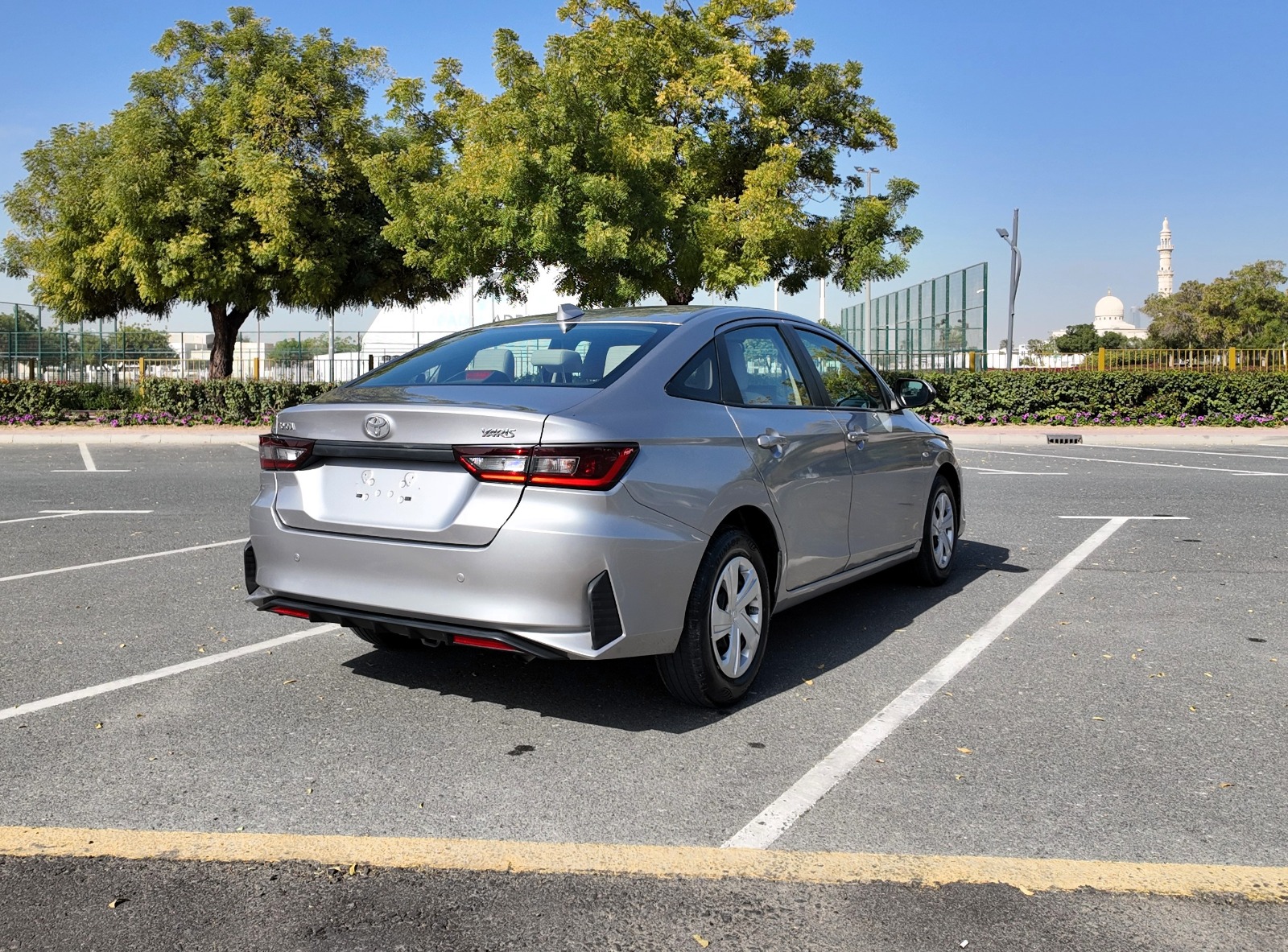 
								Toyota Yaris 2023 full									