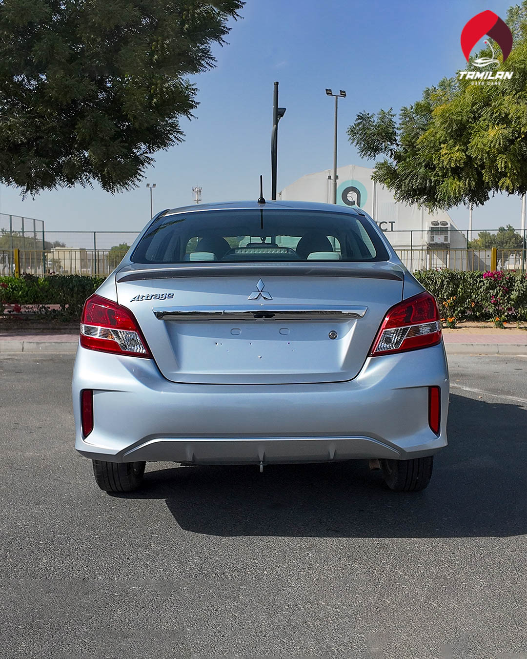 
								Mitsubishi Attrage 2022 Silver full									