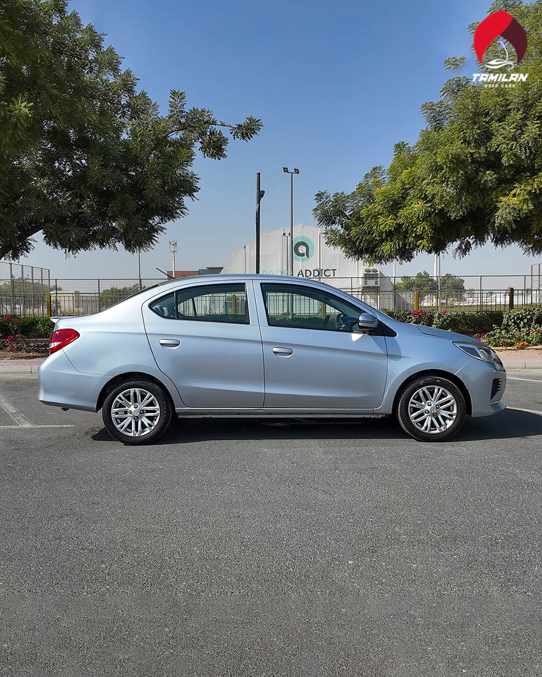 
								Mitsubishi Attrage 2022 Silver full									