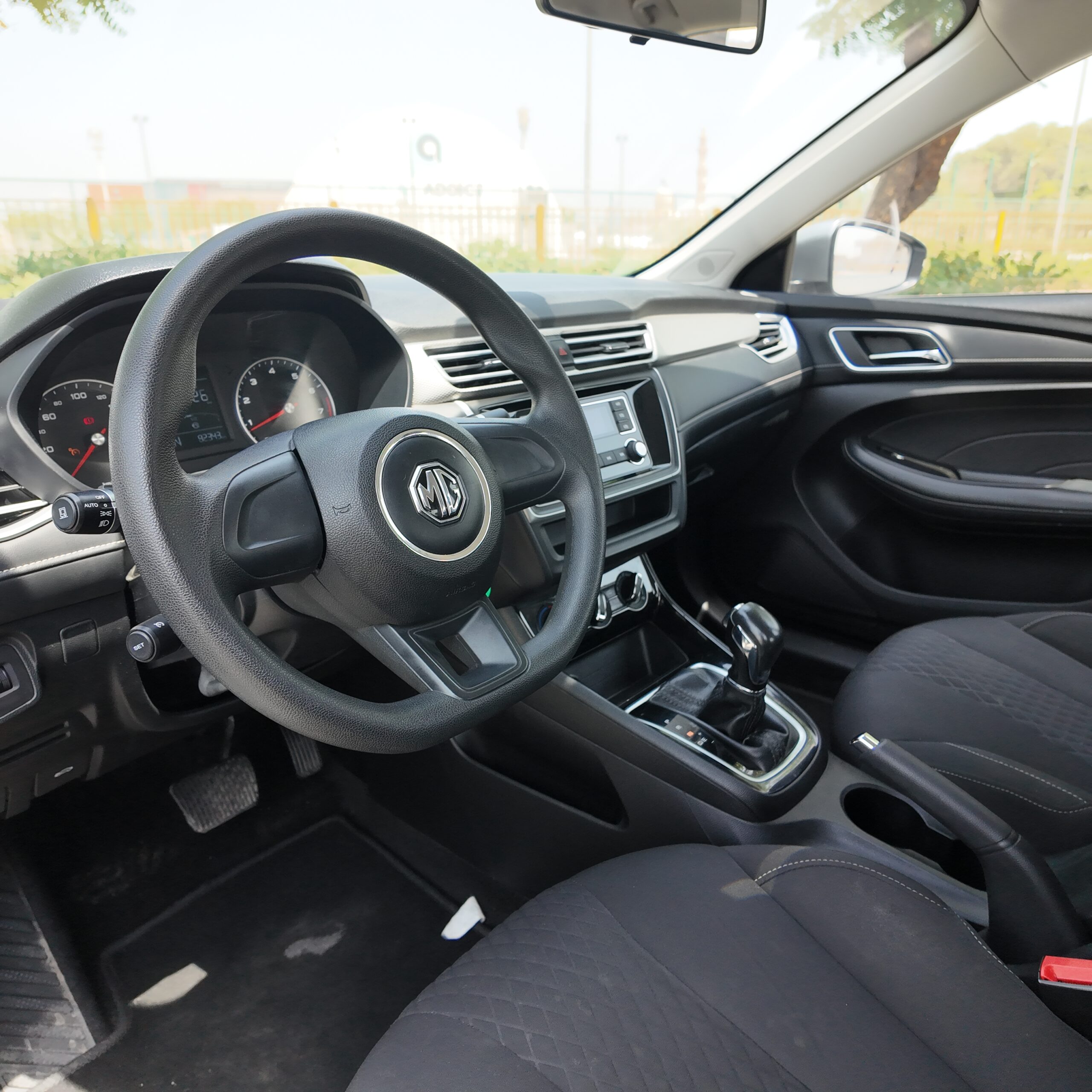 
								MG 5 2023 Silver full									