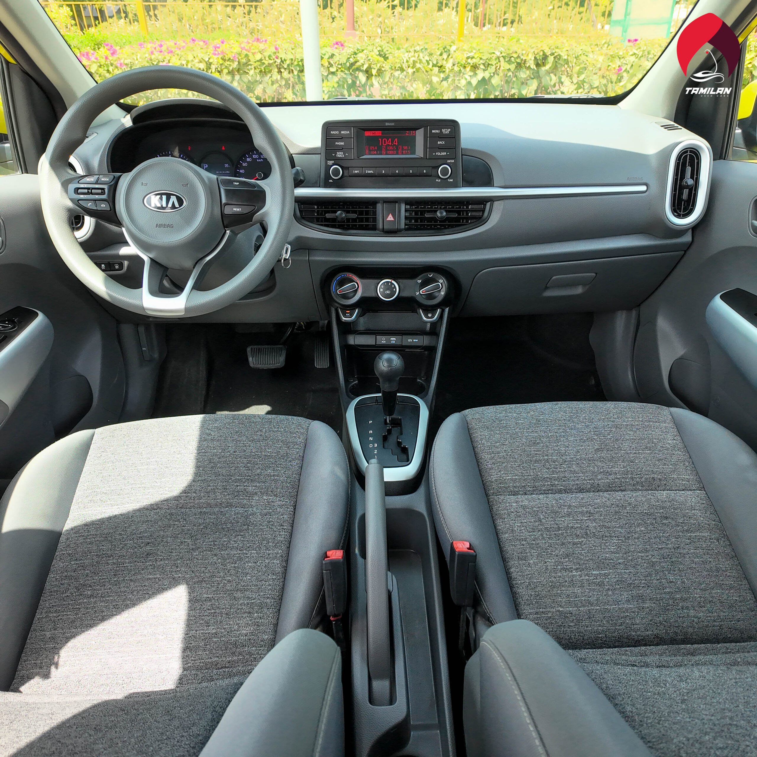 
								Kia Picanto 2020 White full									